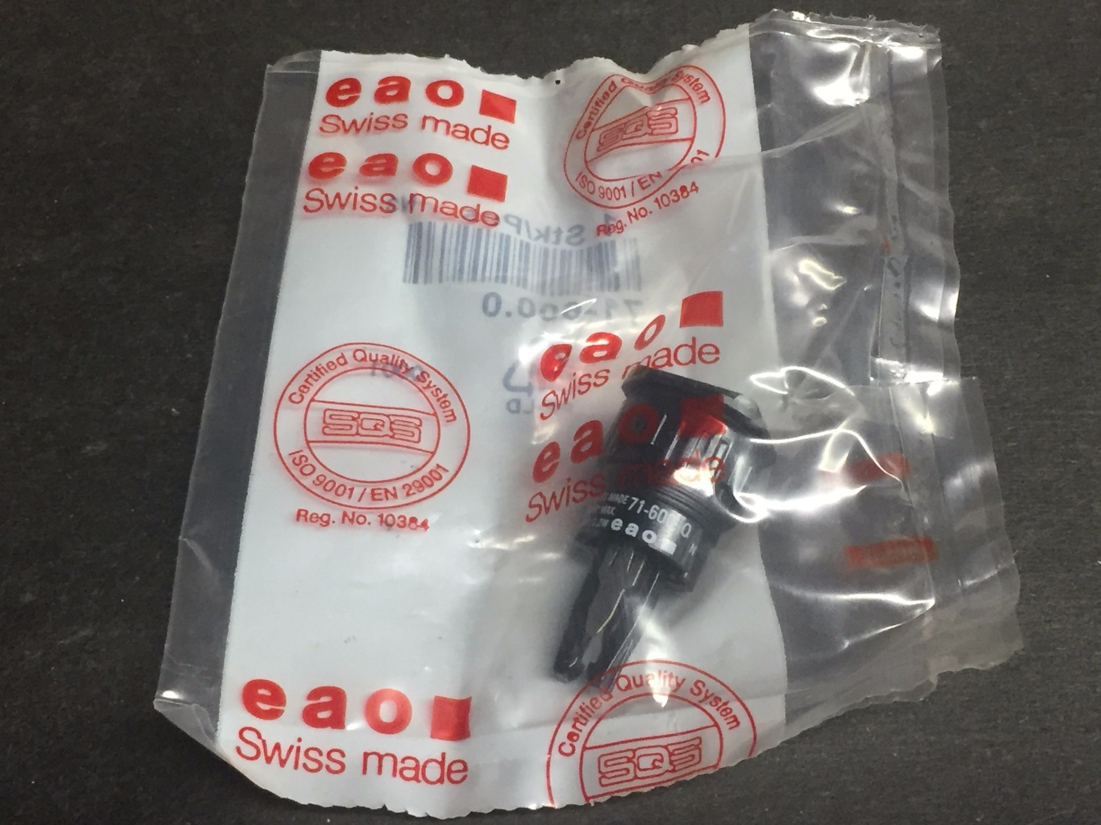 EAO 71-600.0 Pushbutton Switch