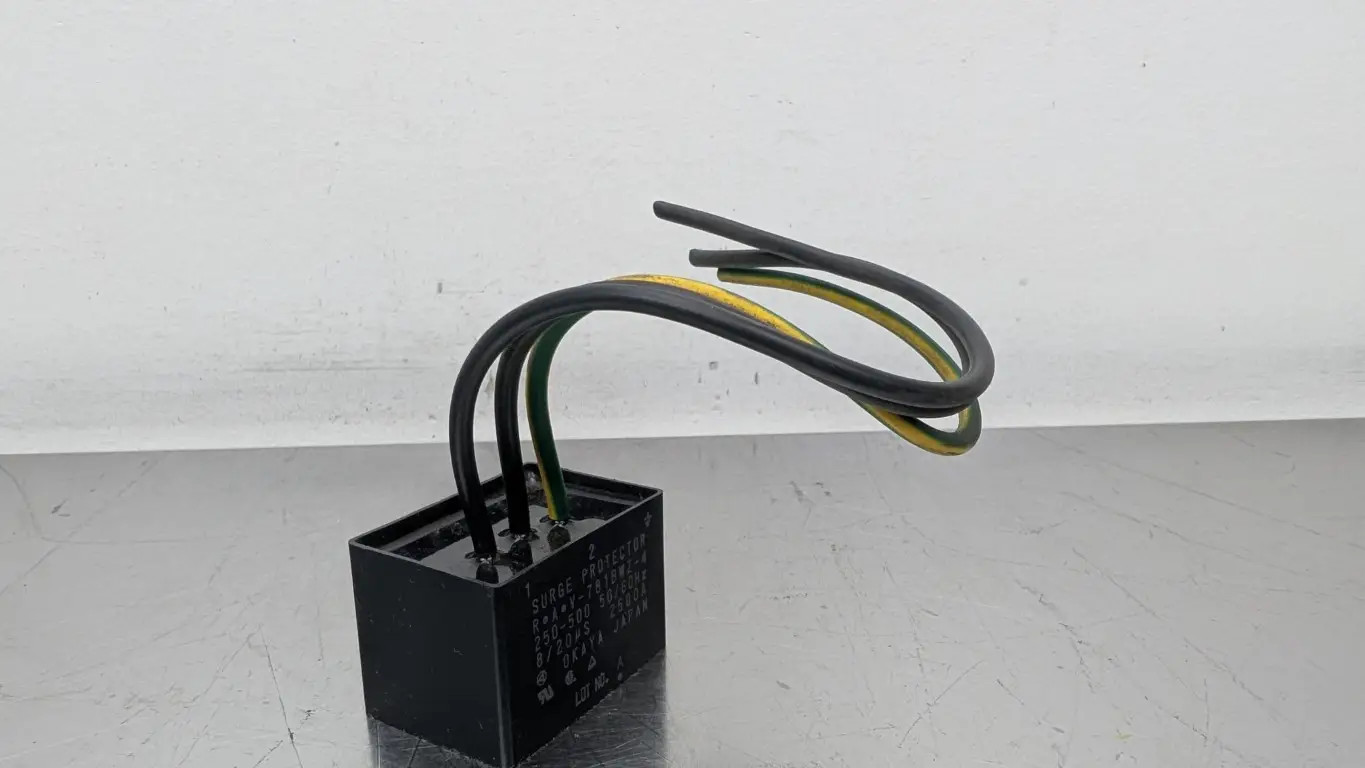 Okaya R-A-V-781BWZ-4 Surge Protector 250-500 8/20µS 2500A