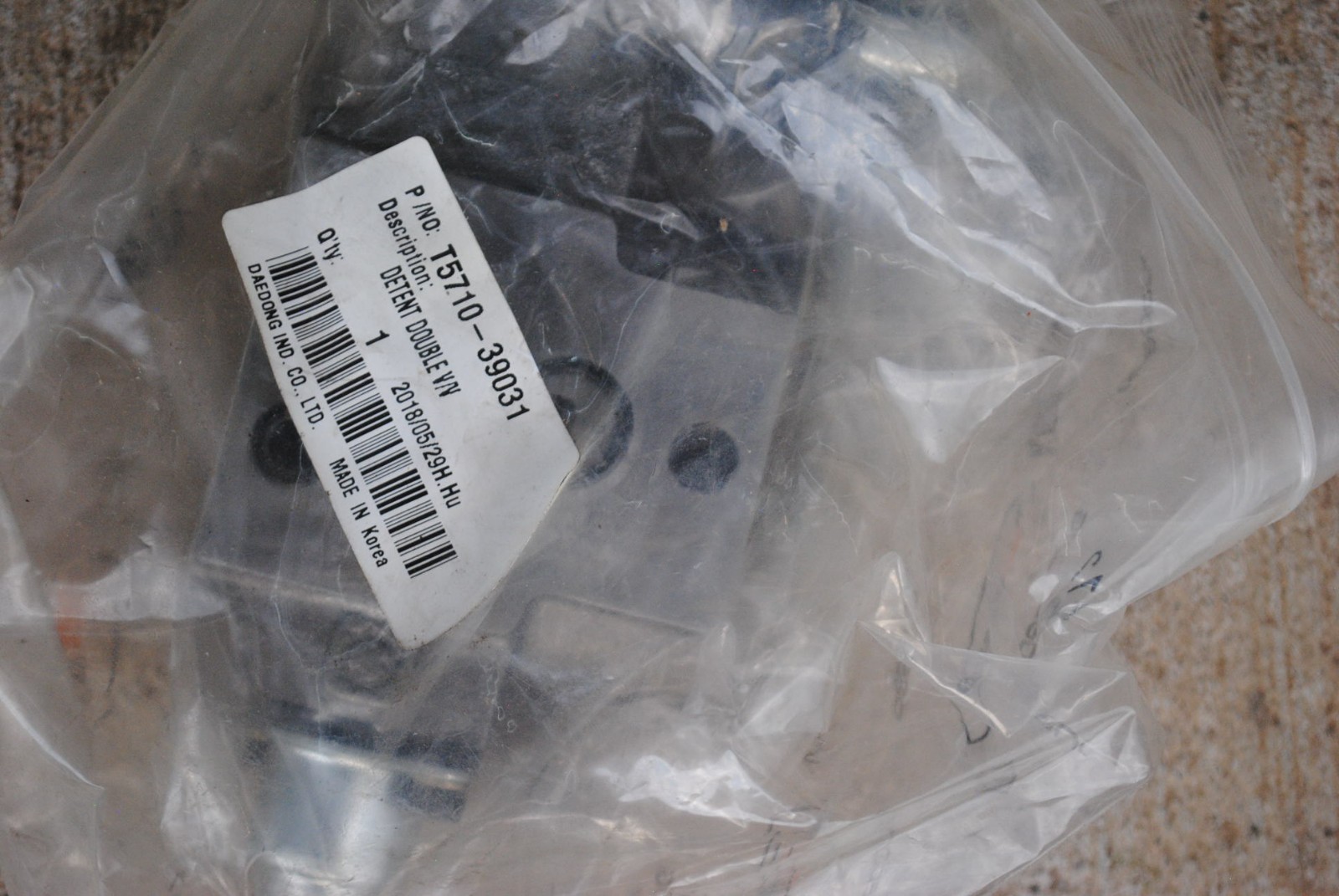 Kioti Daedong DKA137 Detent Double Valve Td24-A0004A DK4210 4710 5310 6010 CHSE