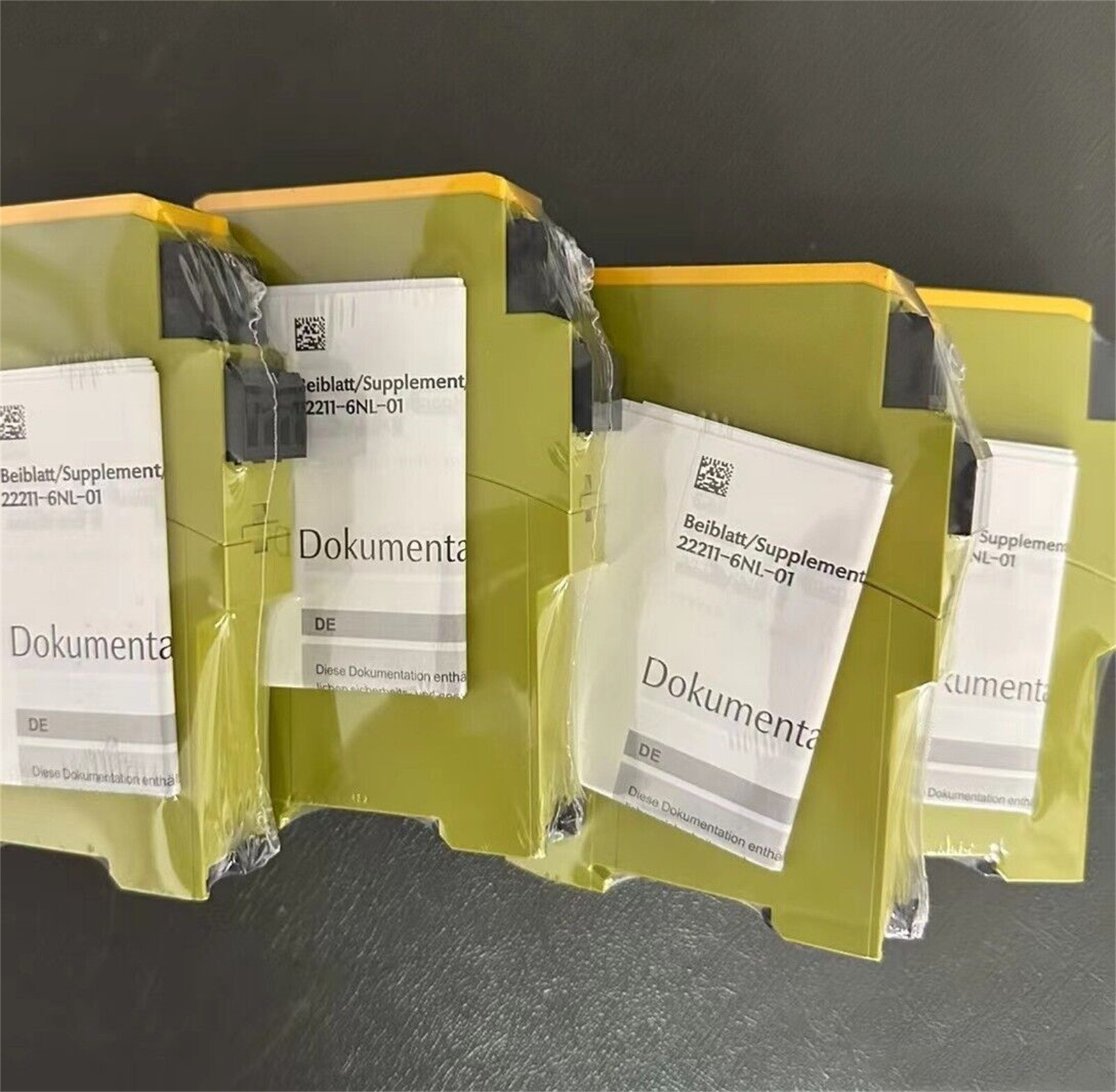 1PC New In Box Pilz 514110 PSEN 1.1-10/1 Safety Relay Expedited Shipping