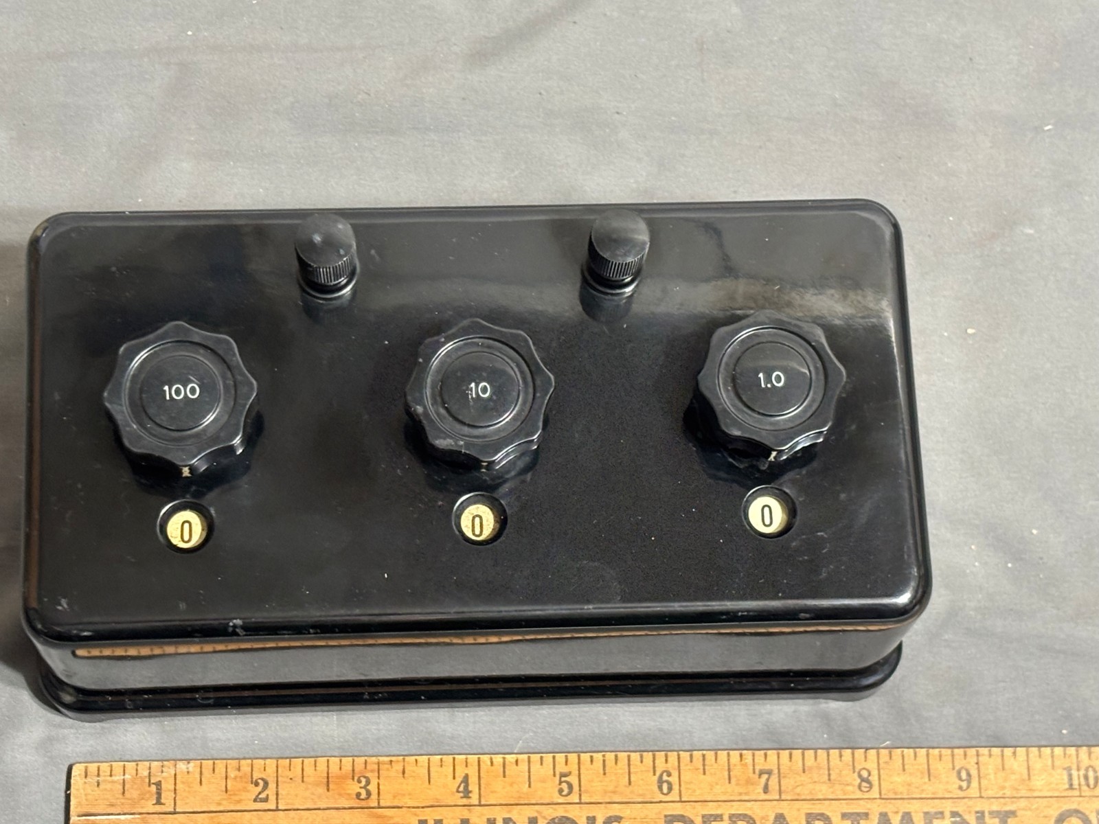 Vtg black bakelite WELCH Decade Resistance Box 0-999ohm TEACHING SCHOOL 1950s