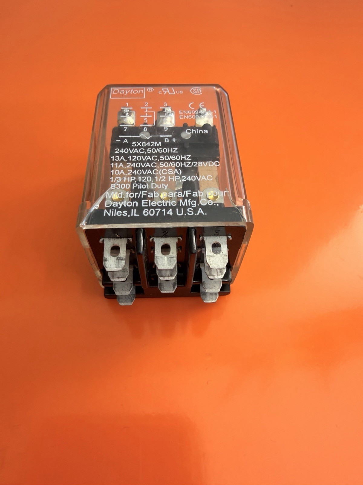 DAYTON General Purpose Relay 240VAC 15A 50/60Hz 11 Pin 5X842M Qty 7