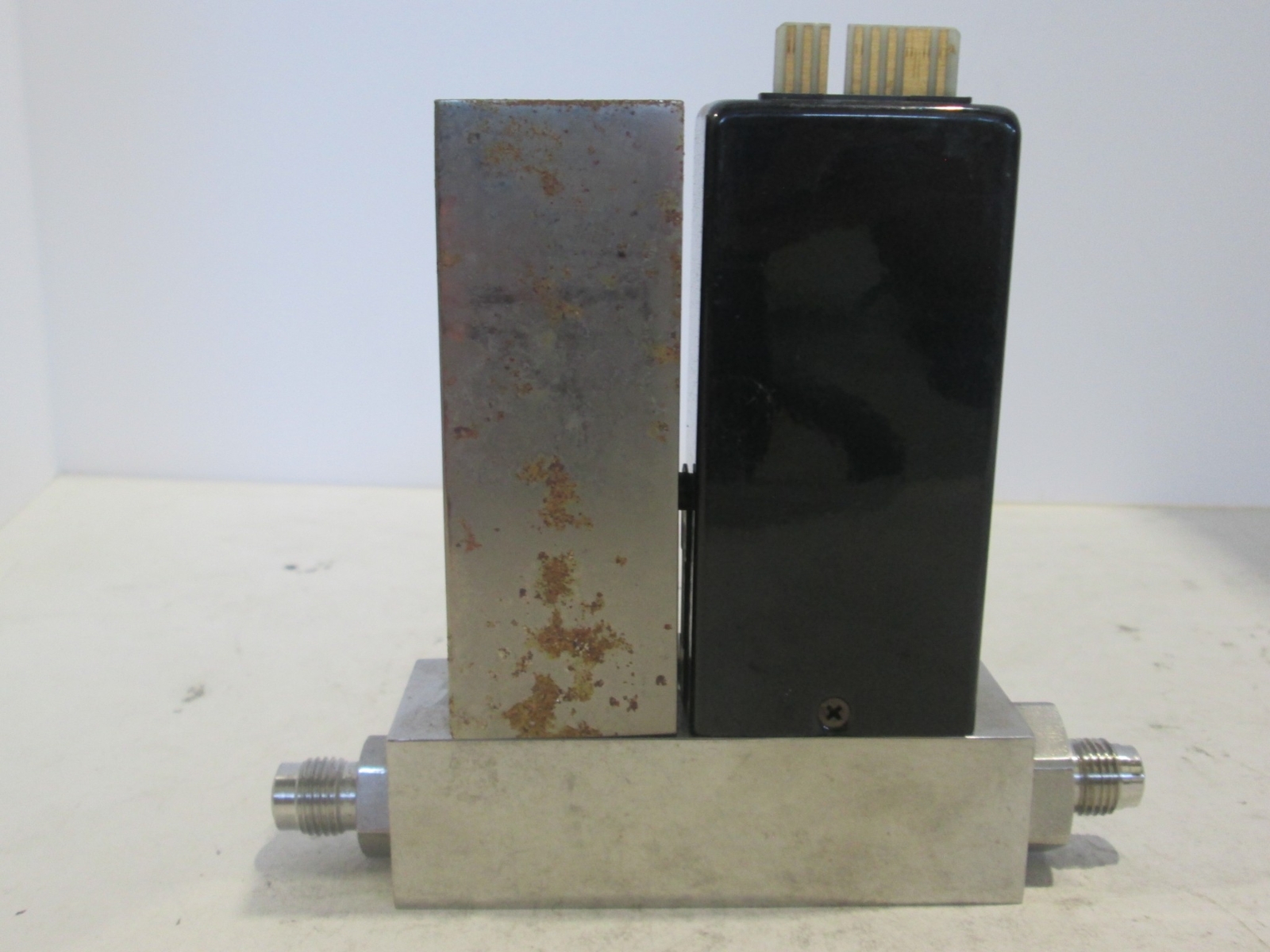 Unit, UFC-2020, Mass Flow Controller, 15 SLM, N2, Used