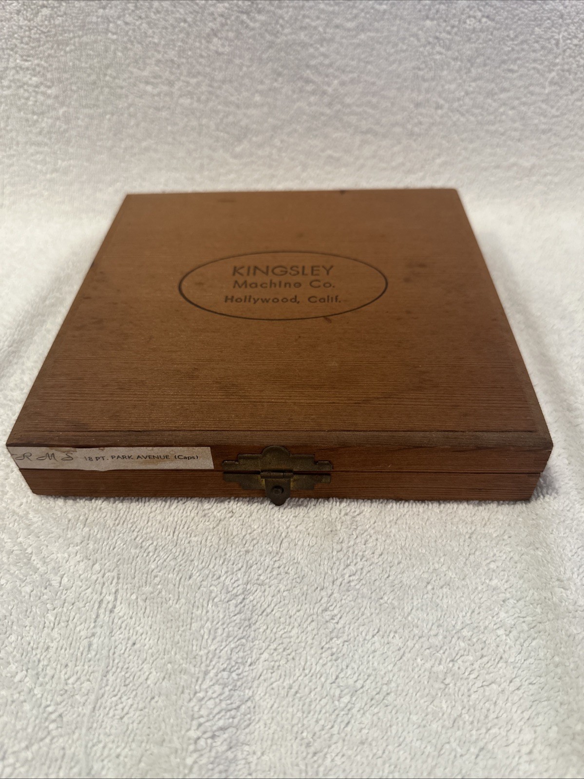 VINTAGE Kingsley Machine Co. RWB 48 Pt Lydian Hot Foil Stamping