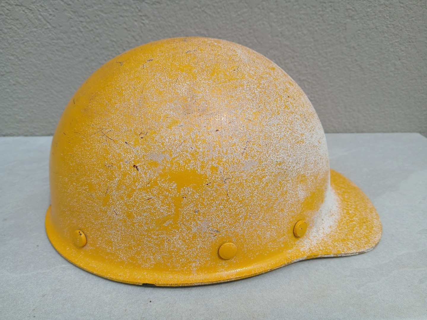 Vintage MSA Skullgard Hard Hat Yellow Fiberglass Safety Helmet – READ