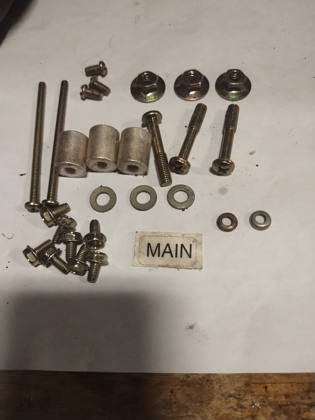 NEW G.E. GEH5918 MOUNTING HARDWARE KIT FOR TED/TQD CIRCUIT BREAKER