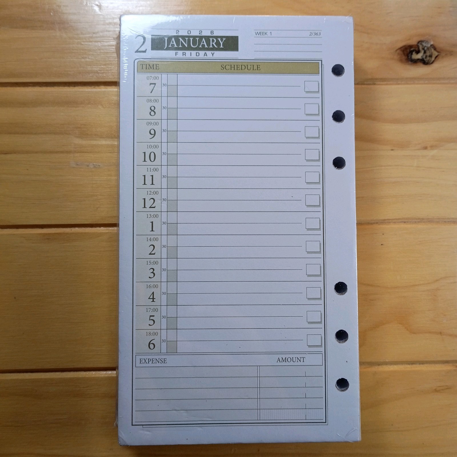 AT-A-GLANCE My Day 2026 Size 3 Comparable To Day-timer #12800 Item #471-125 New.