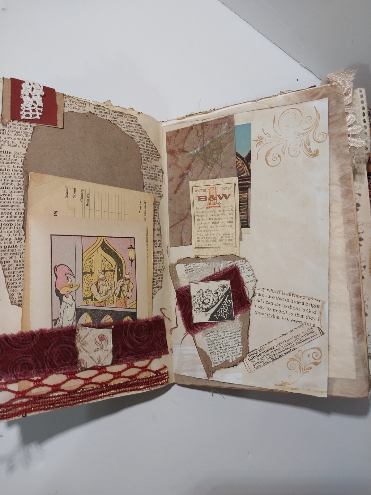 Junk Journal Boho Style Antique Vtg. Ephemera Handmade Book Lg. 9″x6.5″ 116 Pg.
