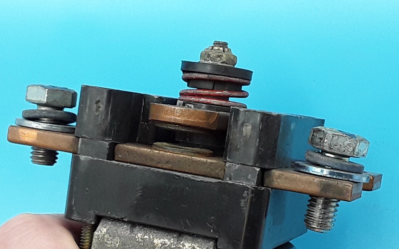 General Electric CTTA300AH160XN Contactor