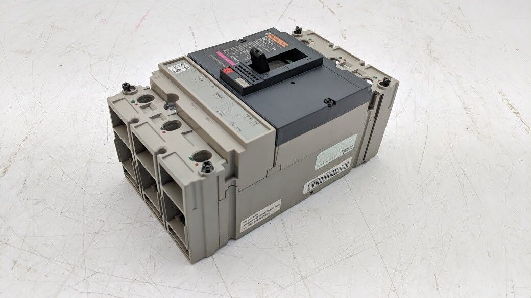 MERLIN GERIN Schneider NSF150H Circuit Breaker 600Y/347V 90A TM90DP Module