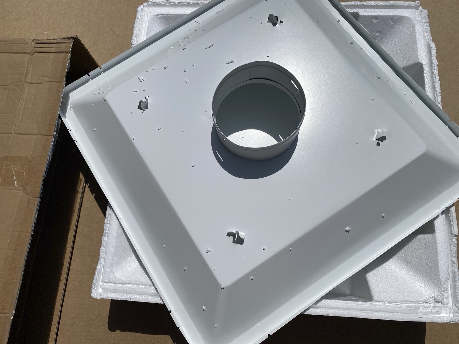 *DMGED* 24″ x 24″ Steel T-Bar Drop Ceiling Lay in Air Supply Diffuser w/ 6″ Neck