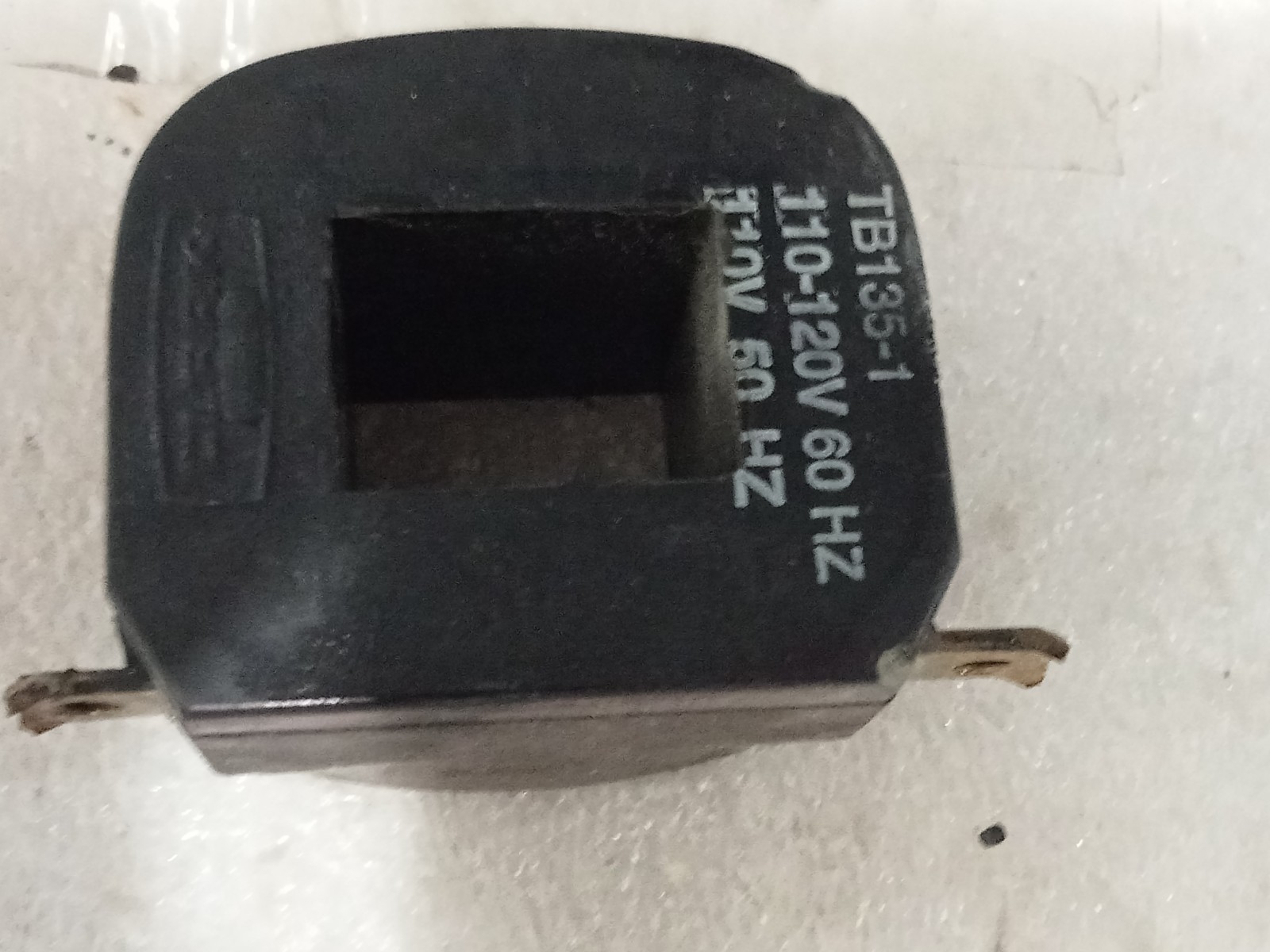 JOSLYN CLARK CONTROLS TB135-1 68330 110-120V 60HZ 110V 60HZ