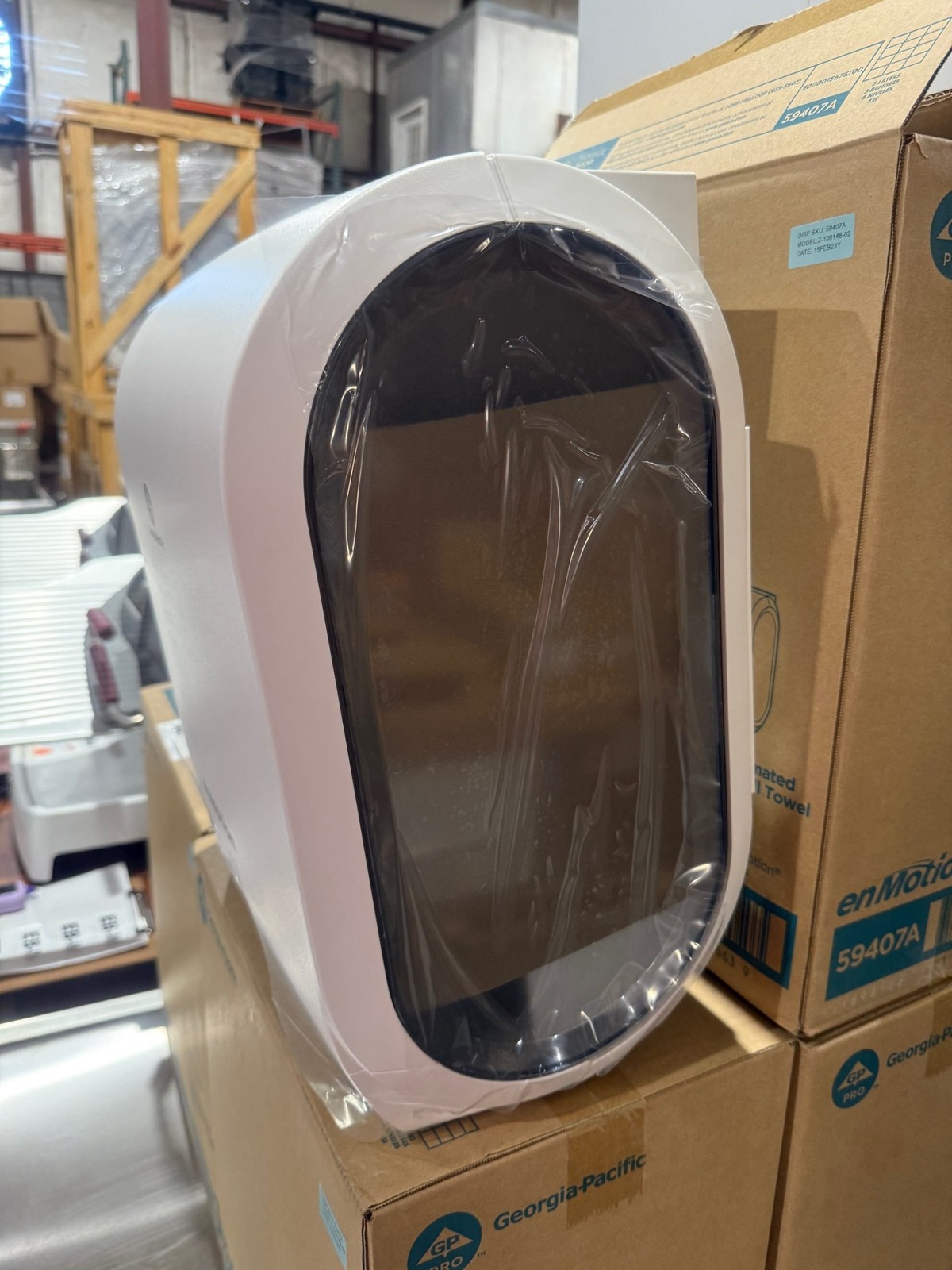 NEW GEORGIA PACIFIC 59407A MOTION-ACTIVATED PAPER TOWL DISPENSER