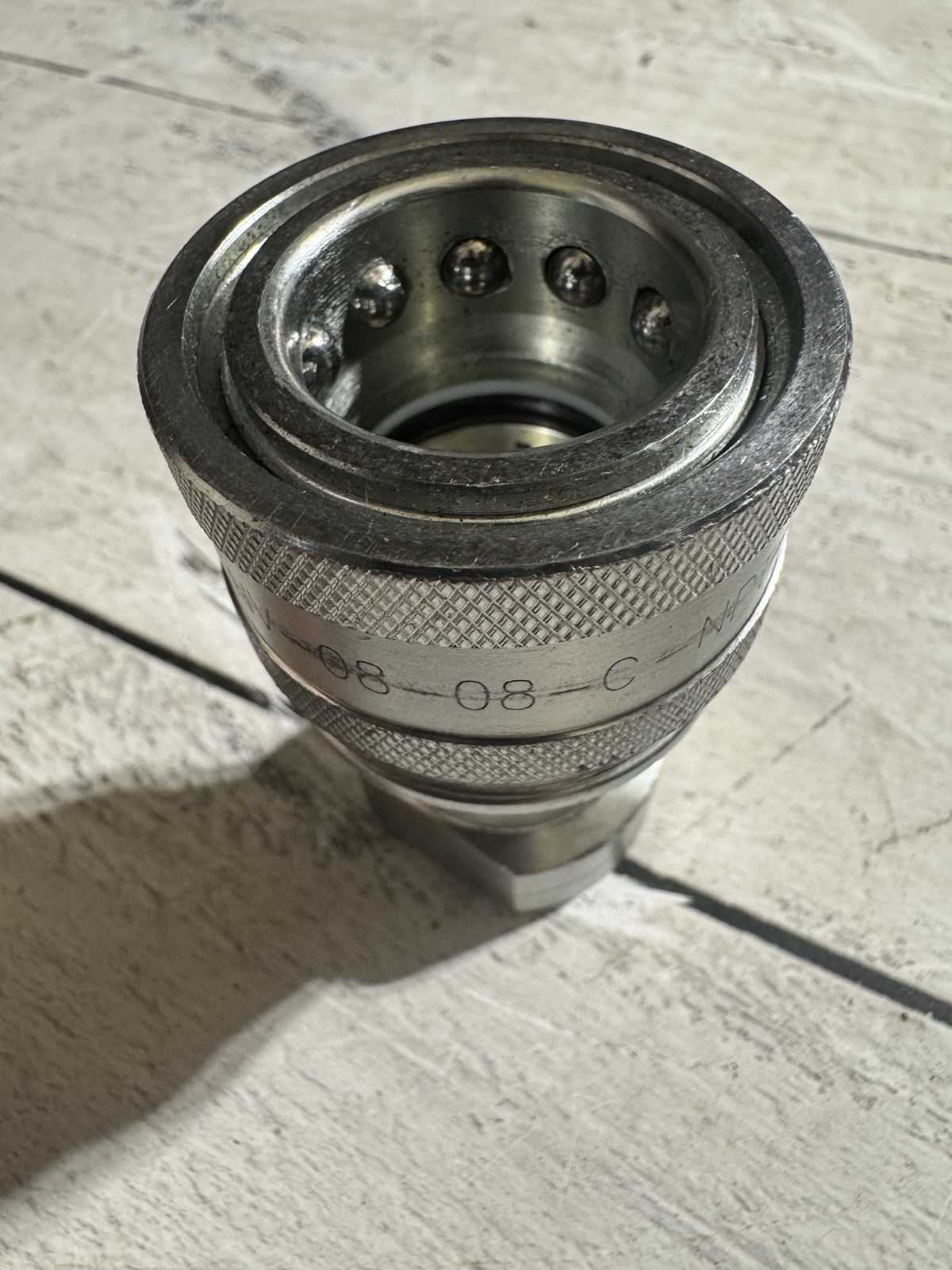 PRG HNV-08-08-C-NPT 1/2″ NPT ISO 7241-B Female Hydraulic Quick Disconnect NOS