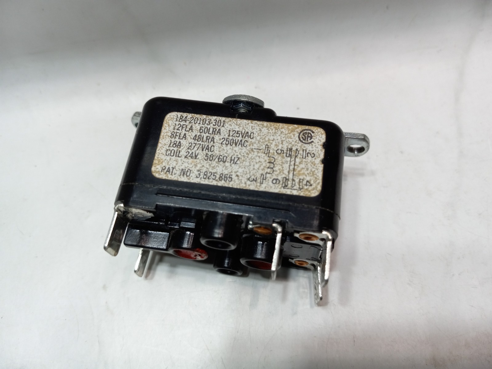 ESSEX 184-20103-301 RELAY 125VAC 250VAC 24 V 5 Pin