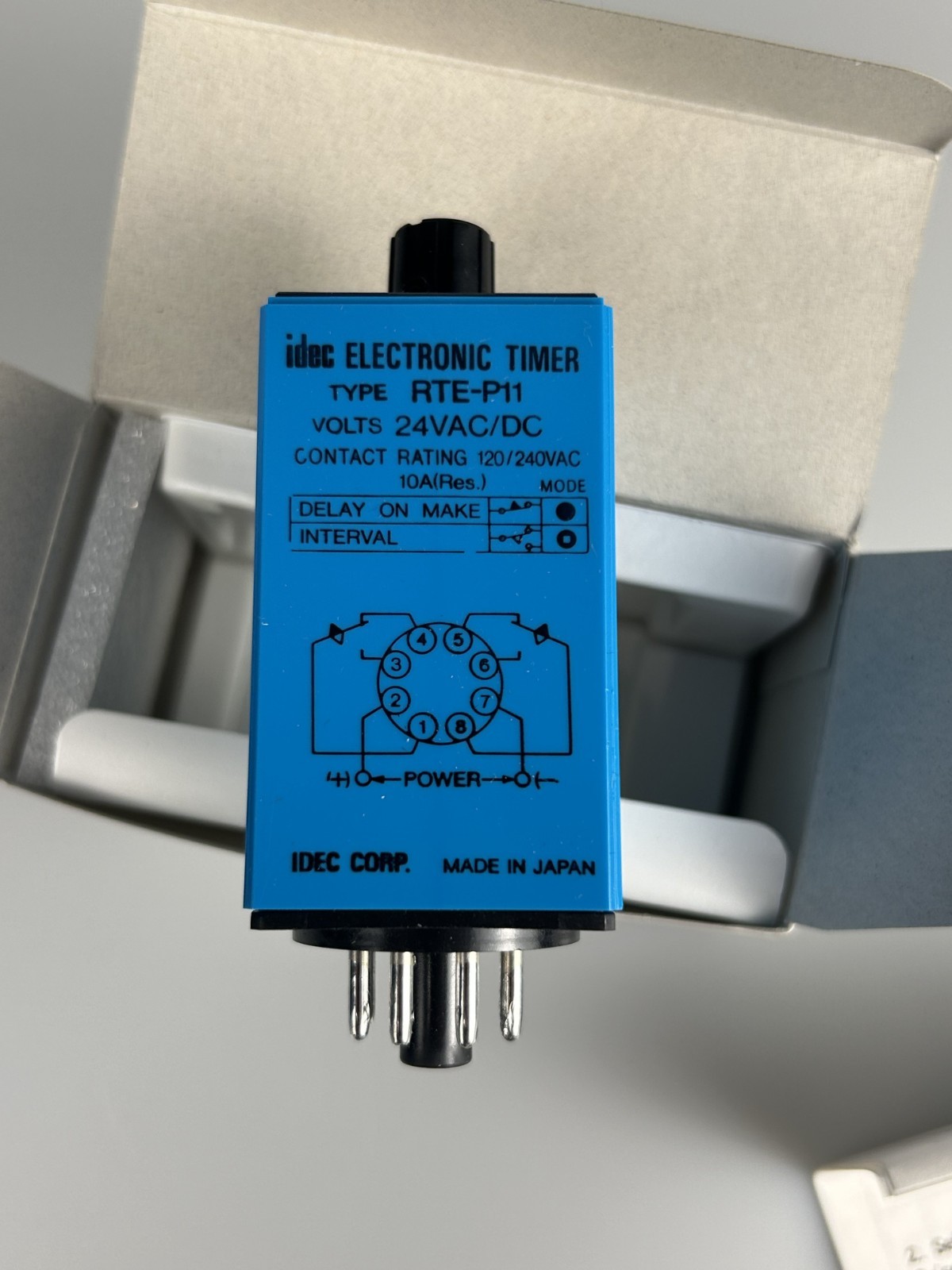 Idec RTE P-11 Electronic Timer Relay 24VAC/24VDC 10A rating 8-pin New Old Stock