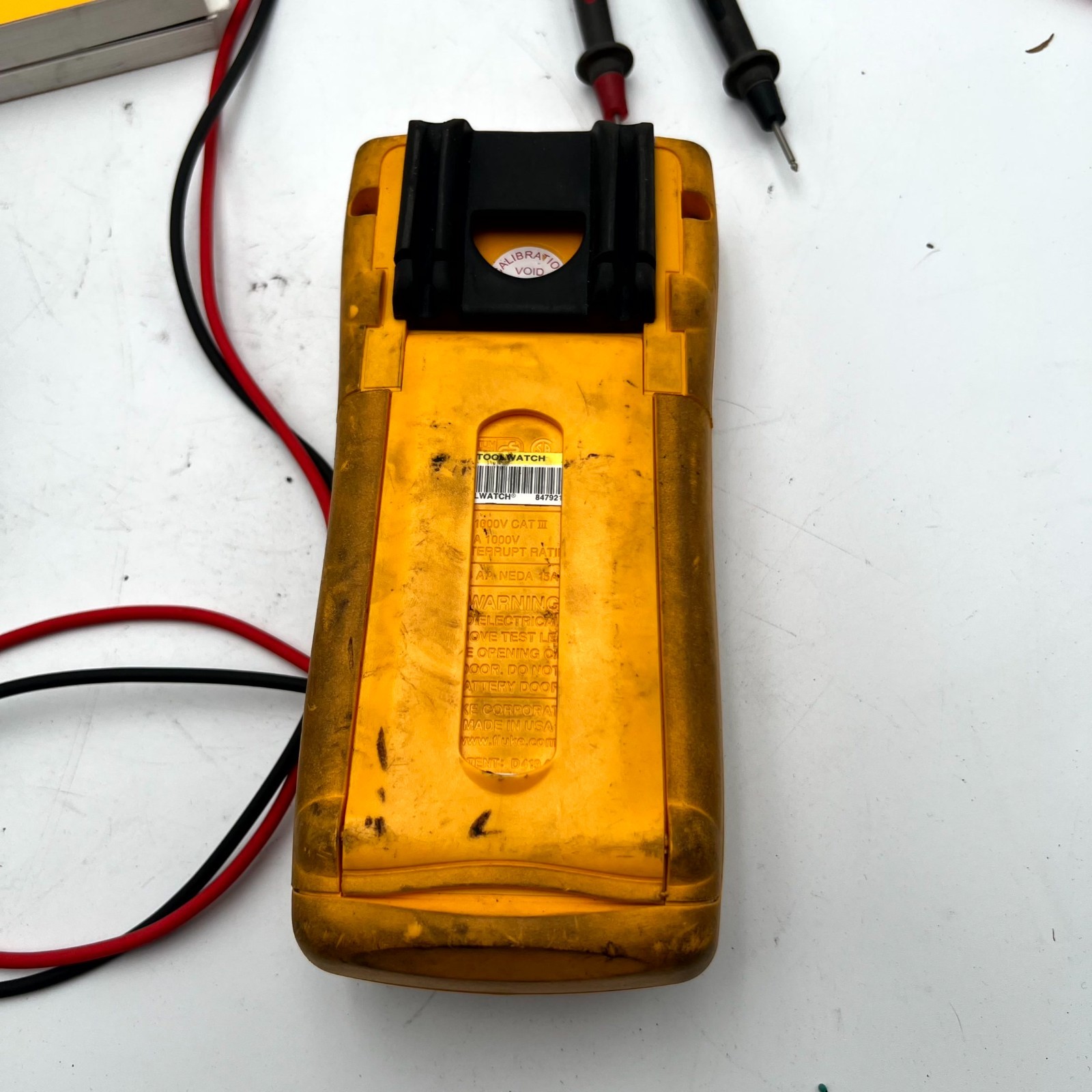 Fluke 789 ProcessMeter Digital Multimeter Loop Calibrator LCD Display With Leads