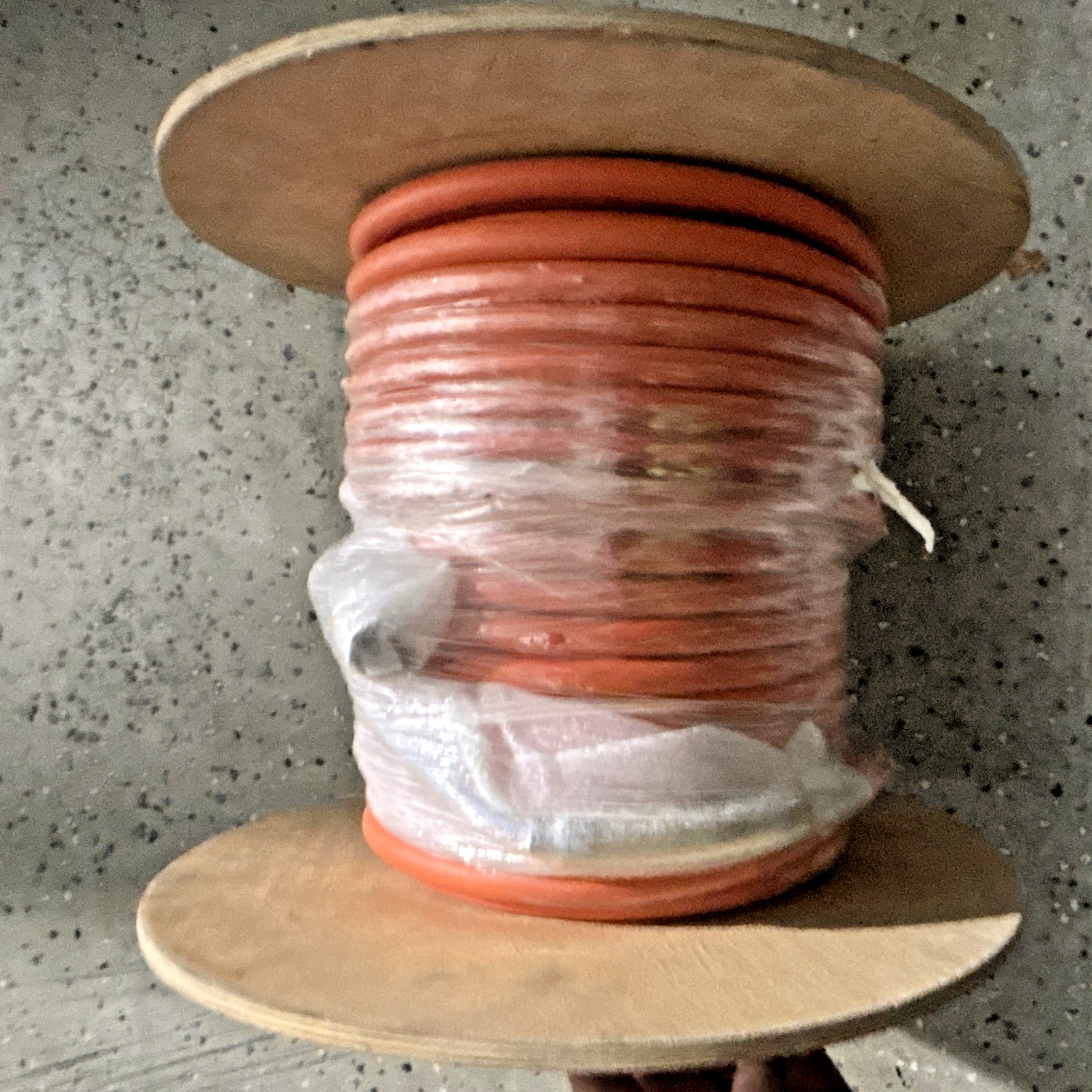 Allen-Bradley 2090-CSBM1DE-14AA40 Kinetix Motor Cable 40M 14 AWG Brake Non-Flex