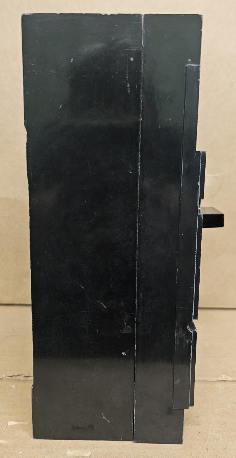 General Electric TJK436F000 Circuit Breaker Frame 400A 600V 3 Pole