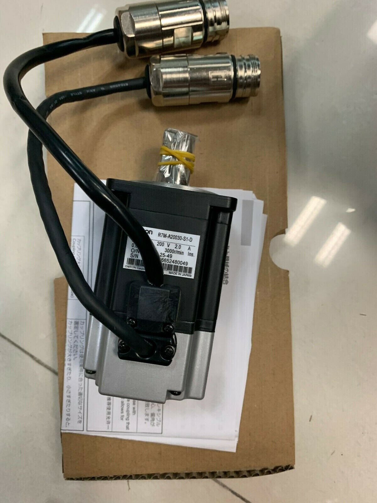 1PC New Omron R7M-A20030-S1-D Servo Motor In Box Fast Shipping