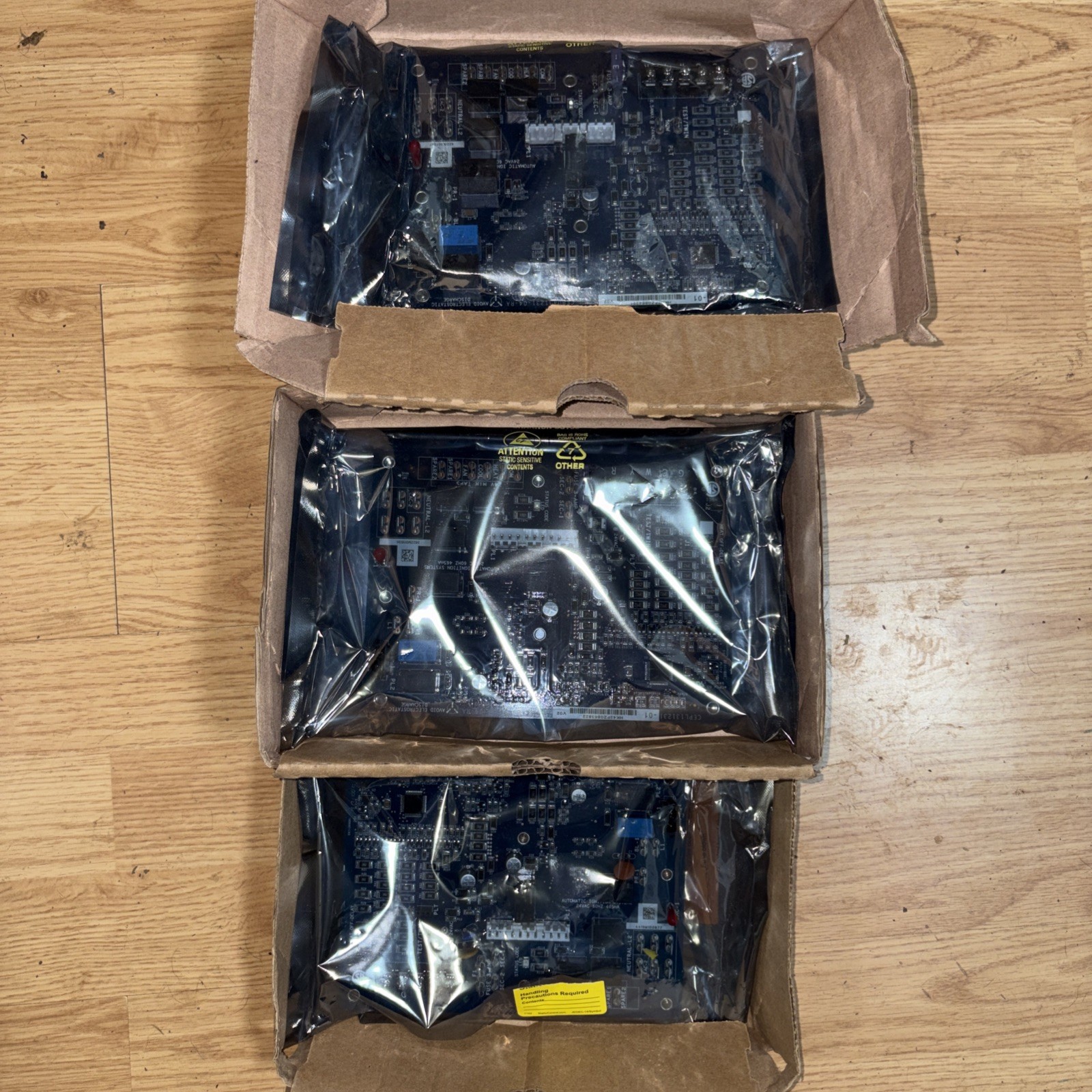 Carrier HK42FZ086 Control Board OEM Factory Authorized Parts Open Box- lot of 3