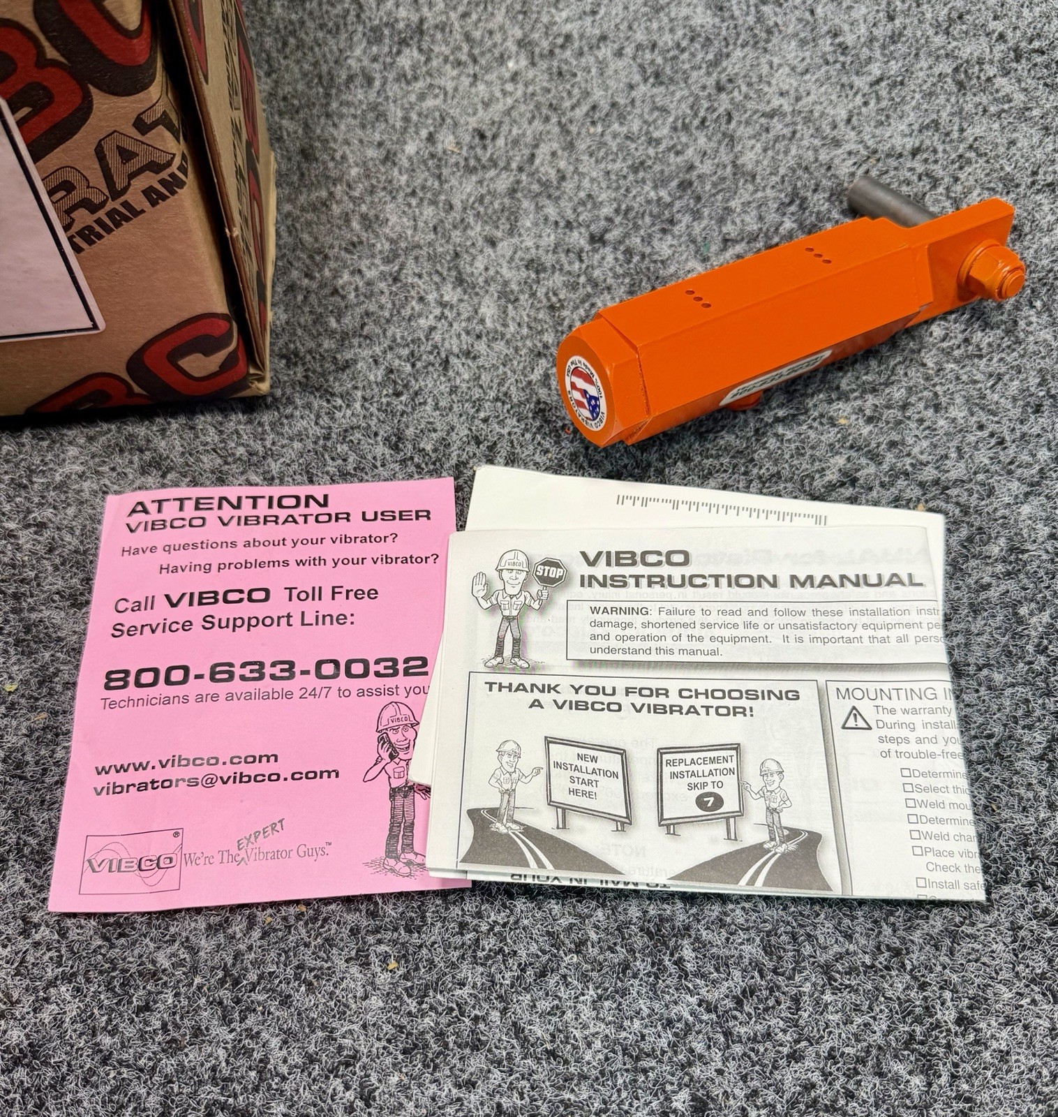 VIBCO 40-3/4 End Mount Piston Vibrator 13000 vpm, 100 lb to 200 lb Pneumatic
