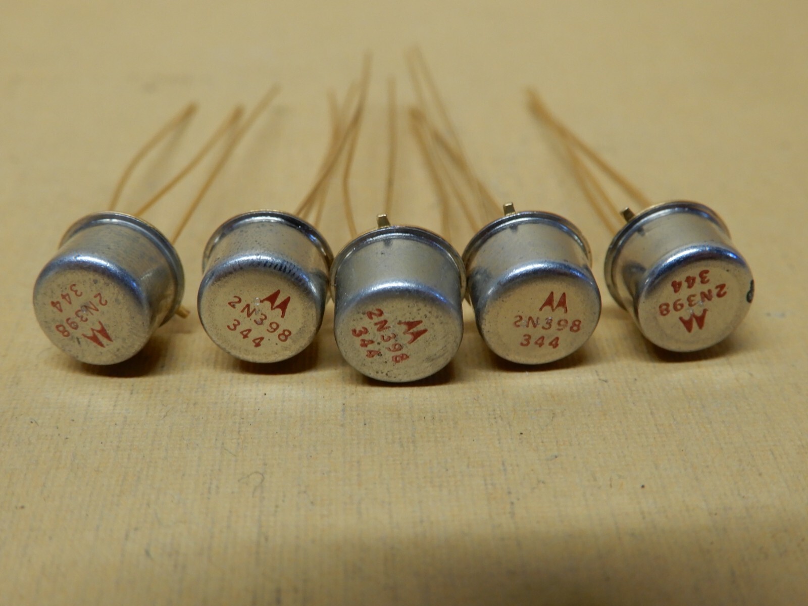 Motorola 2N398 Vintage Germanium PNP Transistors (5) Sample Hfe Shown