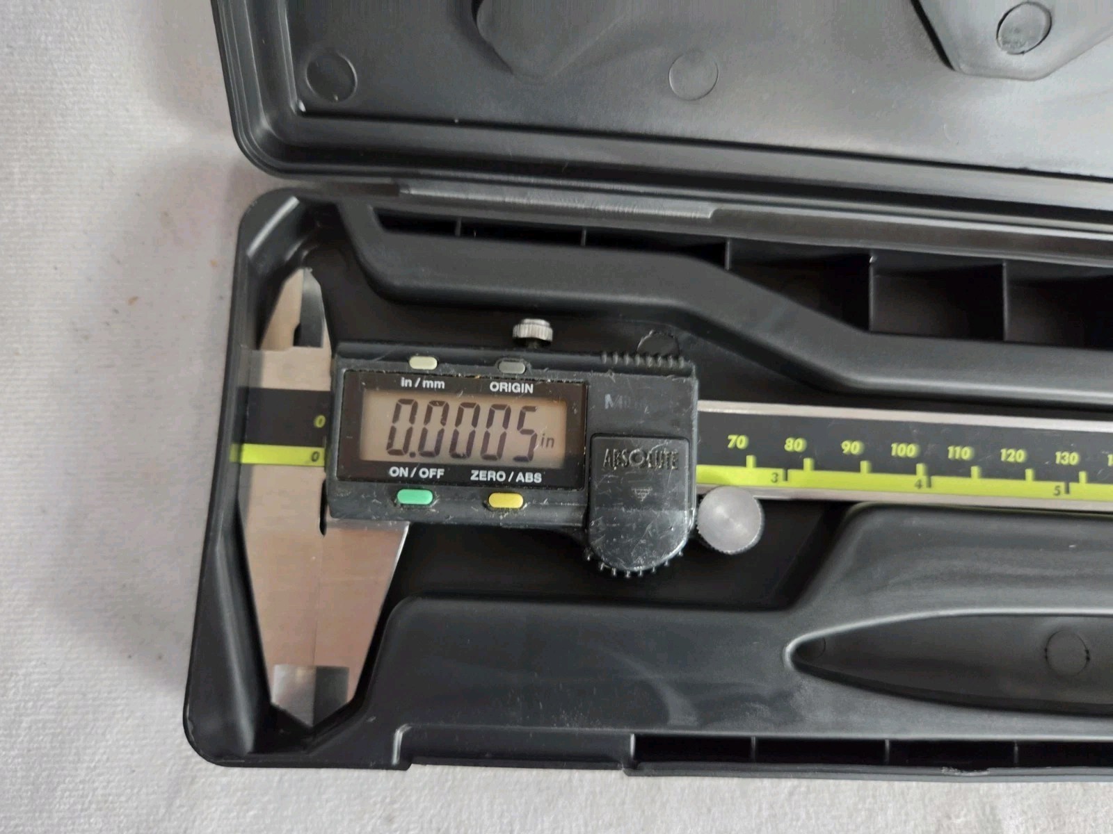Mitutoyo 500-196-30 Digital Caliper | 0-6″ (150mm) Cd-6″asx
