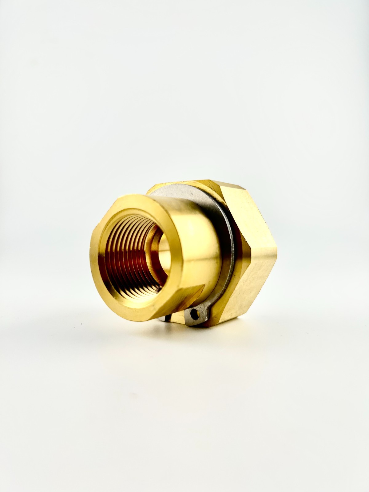 Engineered Controls 7590U-10 Chek-Lok Adapter 1-5/8″ UNF x 3/4″ FNPT Brass LP
