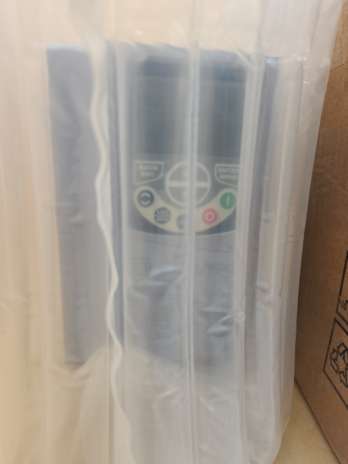 WEG CFW500B07P3B2DB20 VFD 2 HP 7.3 kW IP20 200-240 Vac 7.3 A CFW500