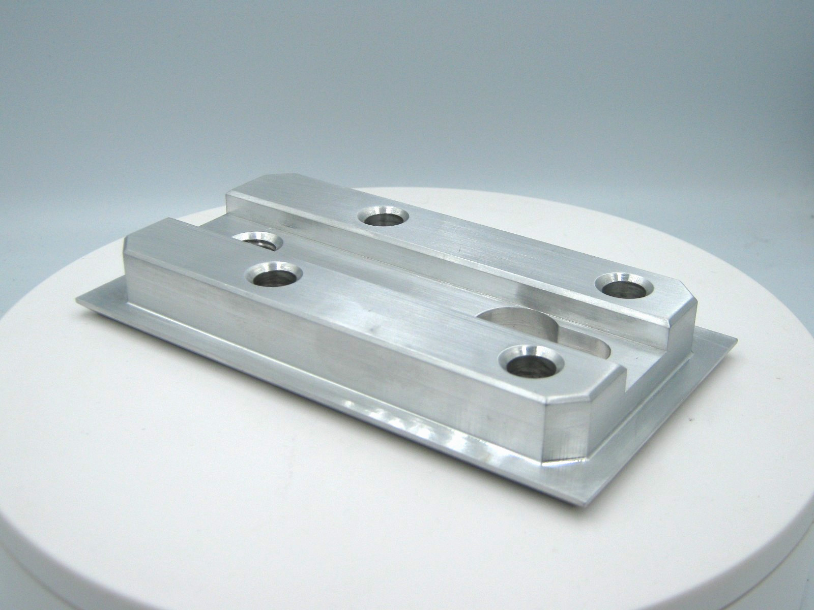 Stryker / Ferno Rear Floor Mount Plate – Ambulance Cot Latch Lock System