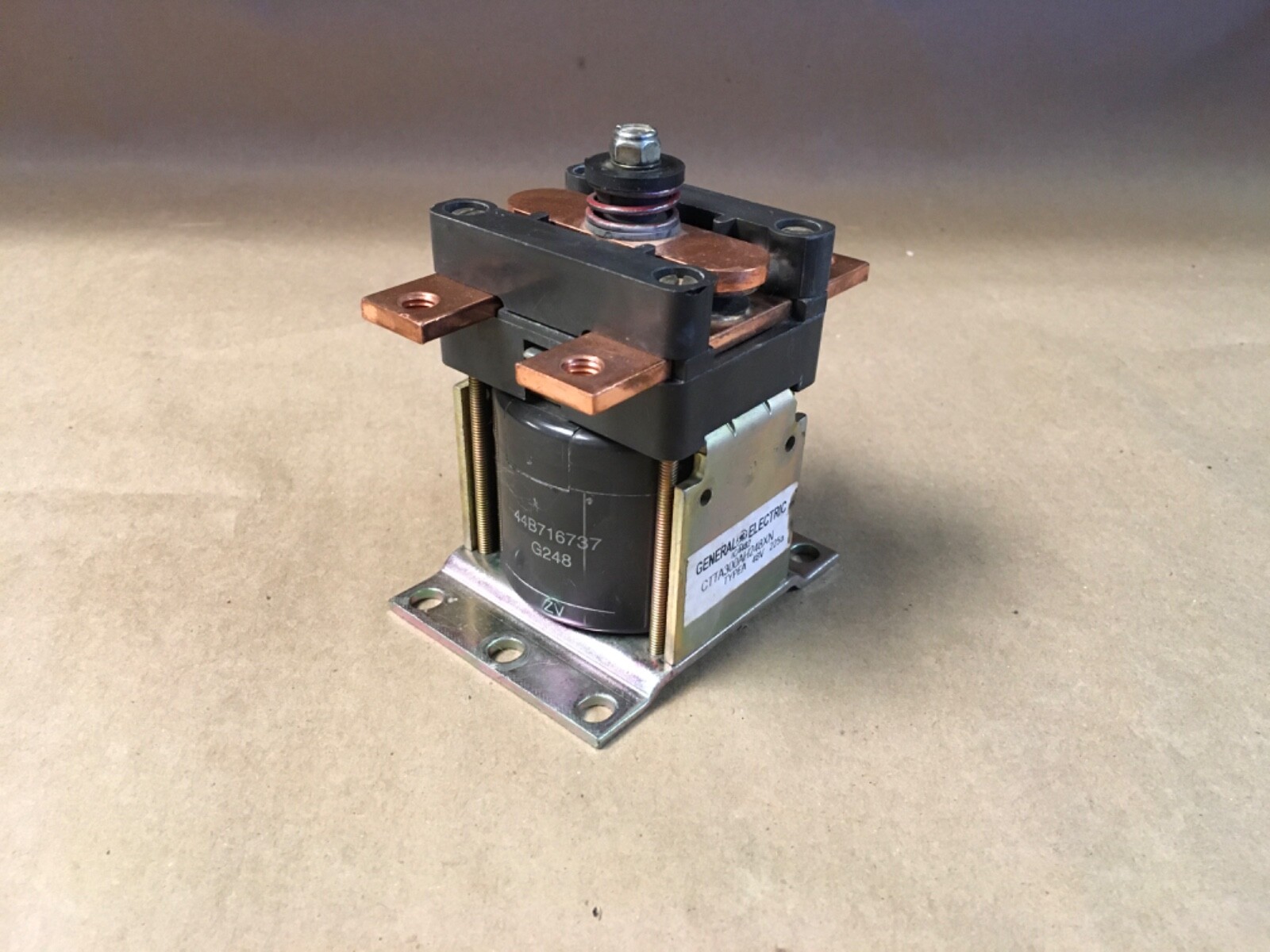 GENERAL ELECTRIC CTTA300AH248XN 48V 225A FORKLIFT CONTACTOR (KB)