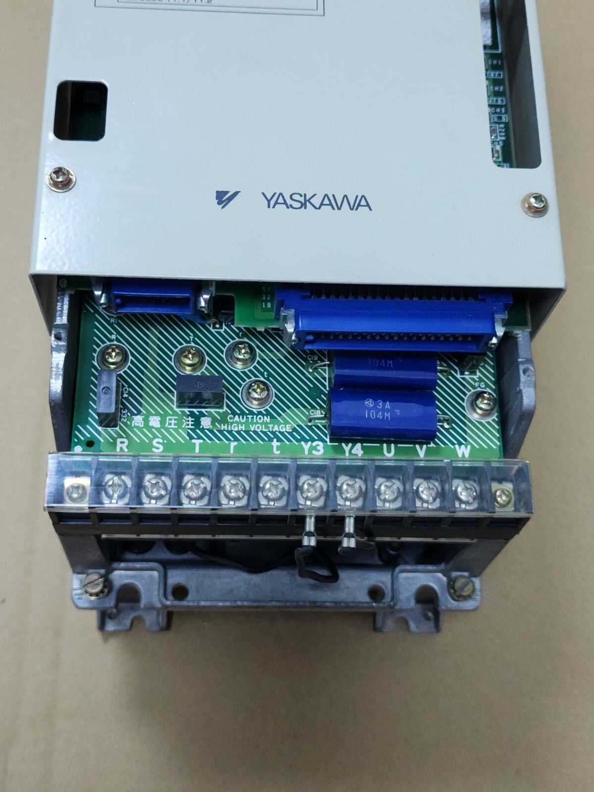 CACR-SR10BE12G-E YASKAWA SERVOPACK 7.3A 1KW
