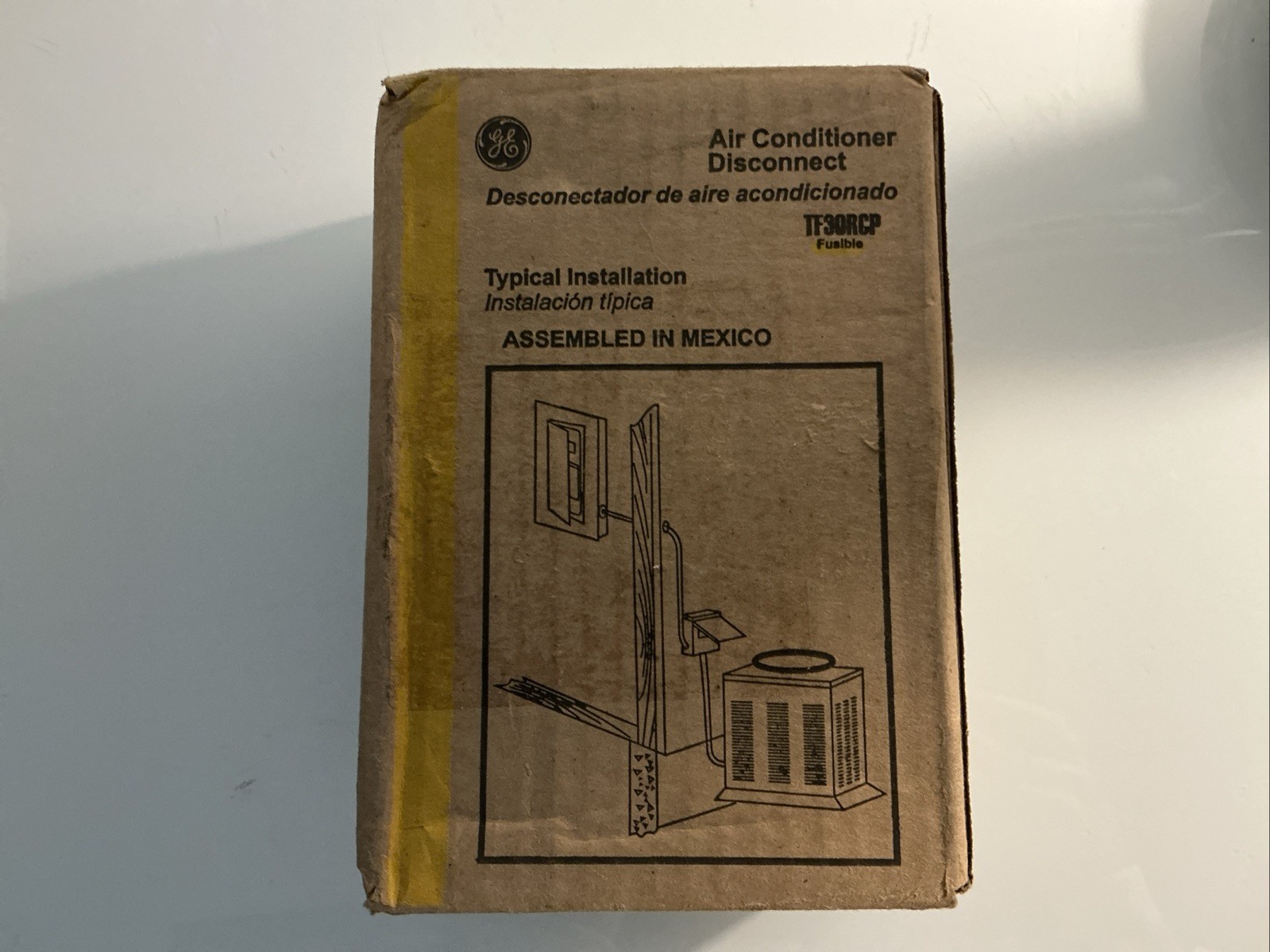 GE TF30RCP 120/240V AC Disconnect Safety Switch – Gray