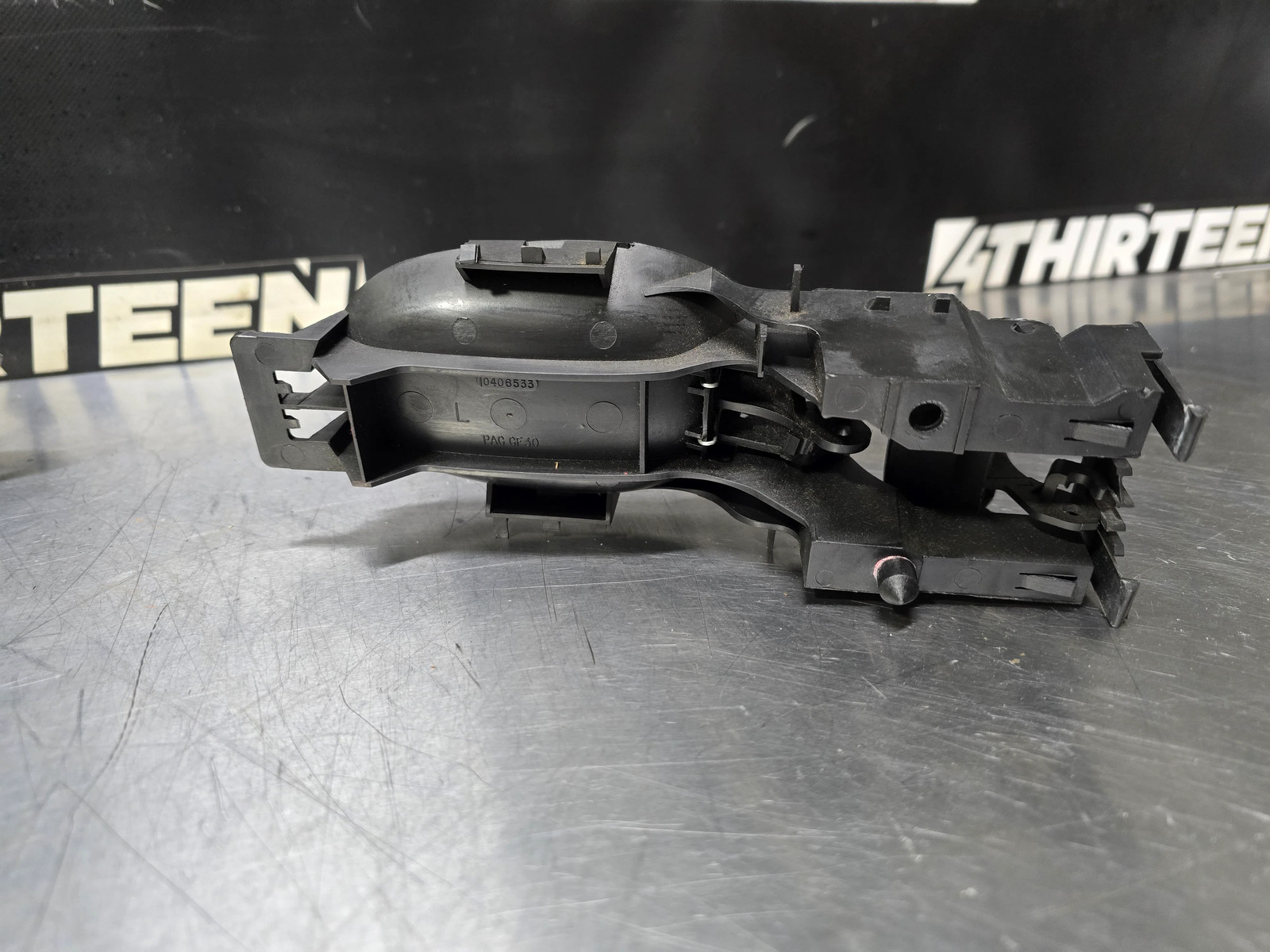 97-04 CORVETTE C5 LEFT HAND DRIVERS SIDE INTERIOR DOOR HANDLE 10406533 #N2