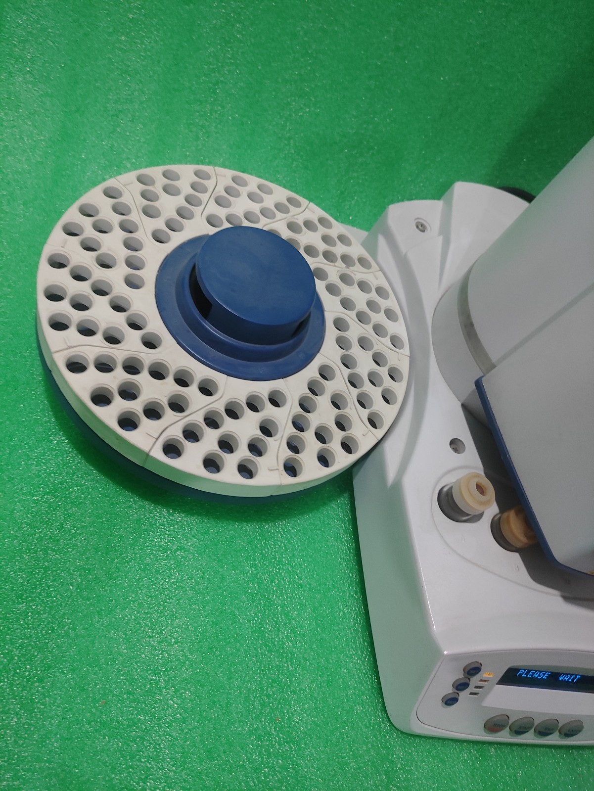 HI TECH APPLICATIONS HTA SRL FIXED POCKET GC AUTOSAMPLER MODEL HT300A