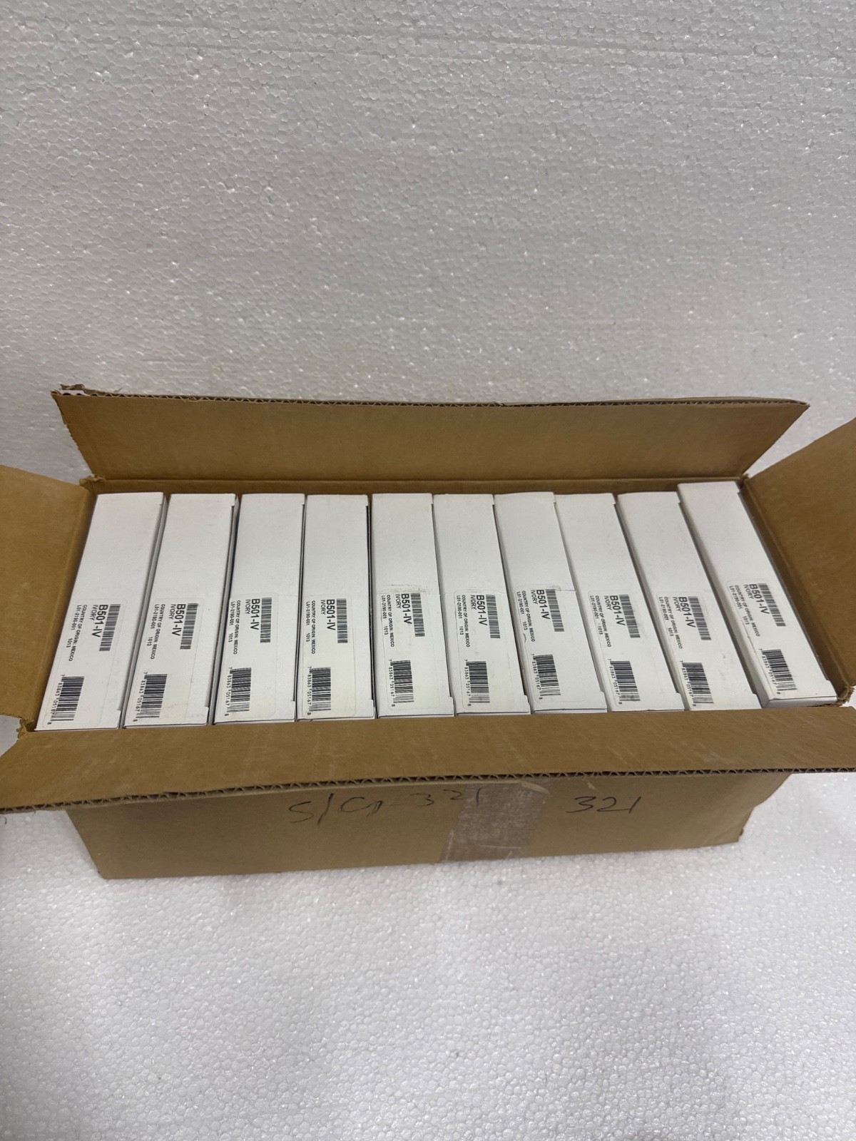 1BOX System Sensor B501-IV Detector Base (1BOX =10 PCs)
