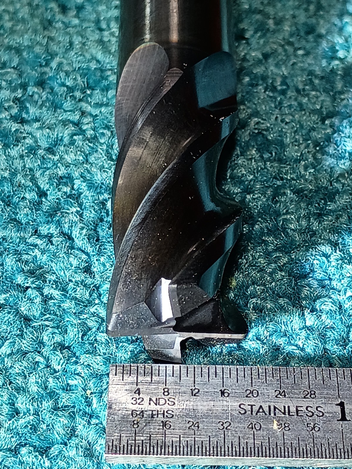 Niagara 5/8″ Solid Carbide Endmill STR430.2-0.625-D2-R030.3-Z4 AlTiN 1-1/4×3-1/2