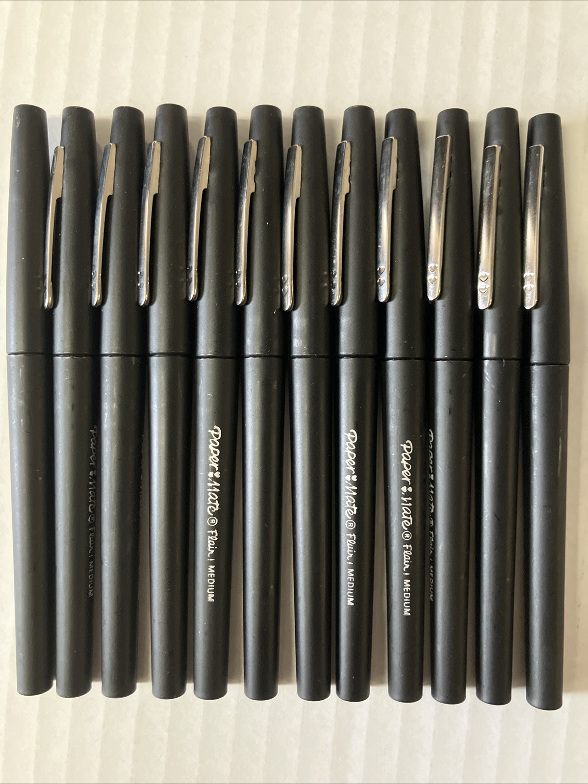 Paper Mate Flair Felt Tip Pens, Medium Point (0.7mm), Black, 12 Count