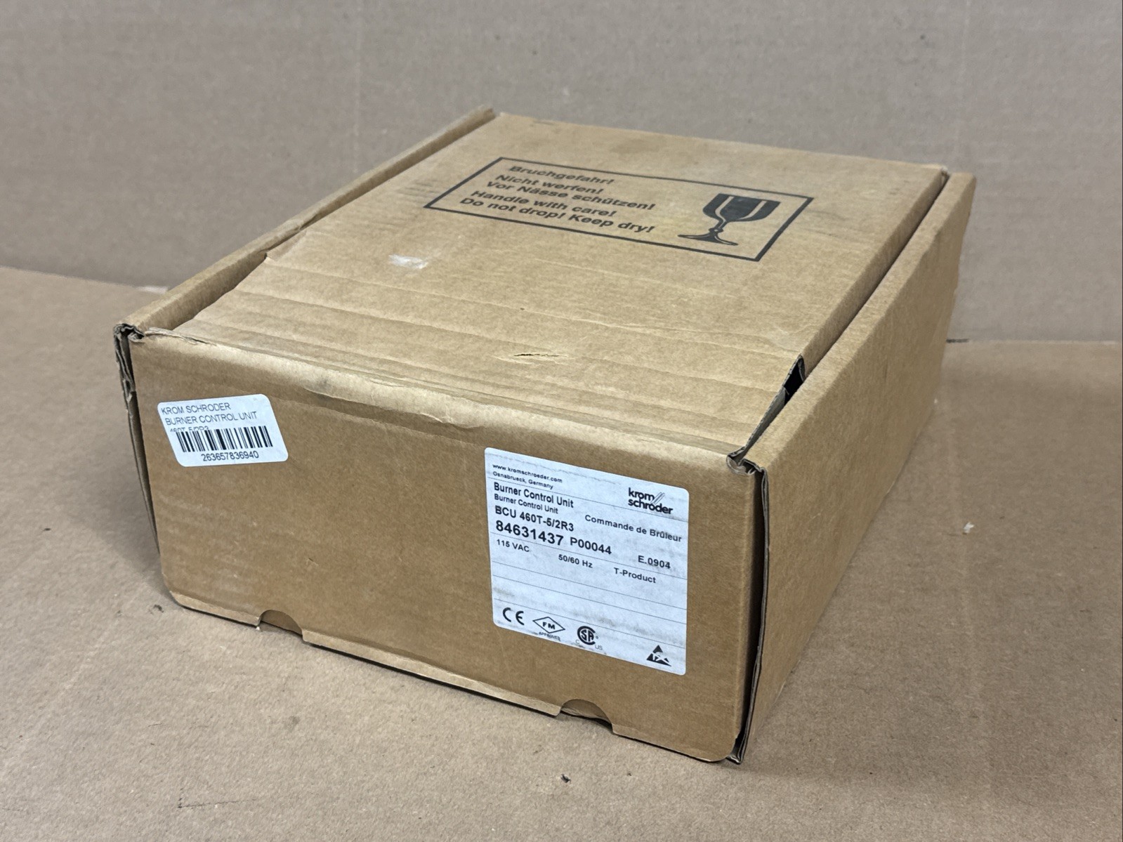 NEW KROM SCHRODER BCU 460T-5/2R3 Burner Control Unit 84631437 FAST SHIPPING