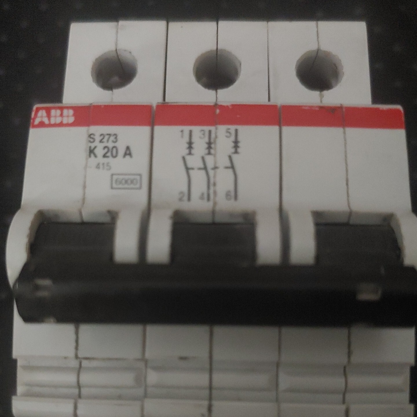 ABB S273 K 20 CIRCUIT BREAKER 20 AMP 3 POLE 400 VOLT K CURVE NEW NO BOX.