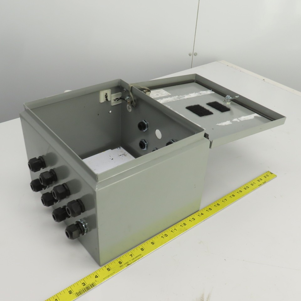 Saginaw Control SCE-12108BELJ 12″ x 10″ x 8″ Electrical Enclosure W/Backplate