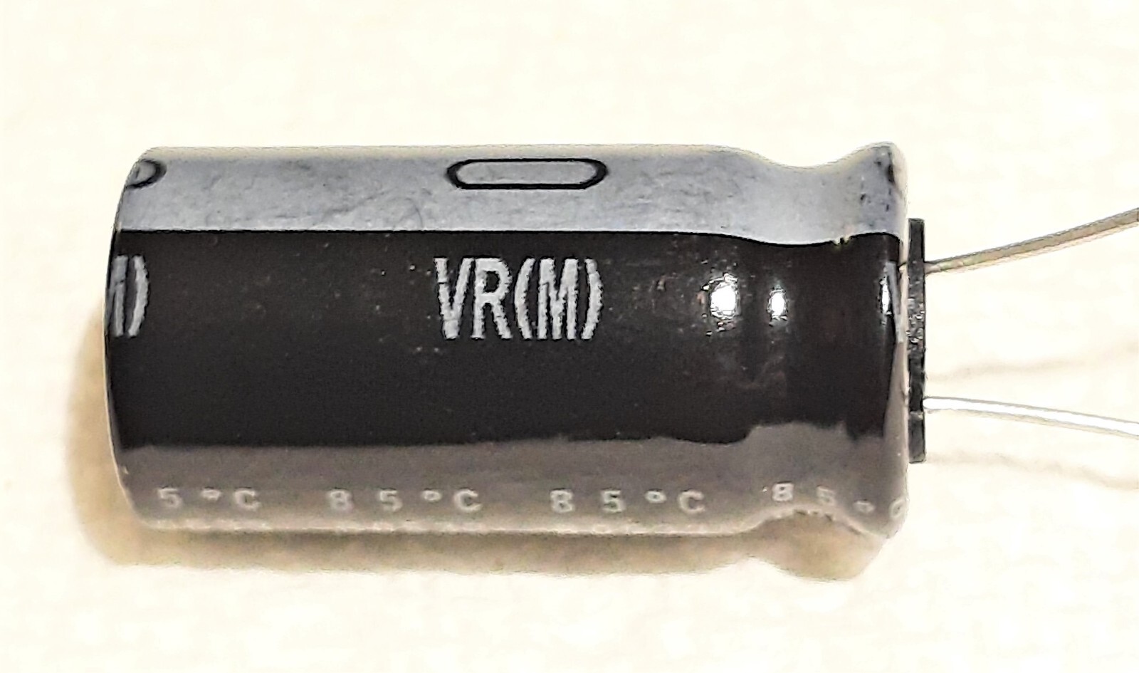 2 pcs. Nichicon 1,000uF 50V UVR1H102MHD Alum Electrolytic Cap with Radial Leads