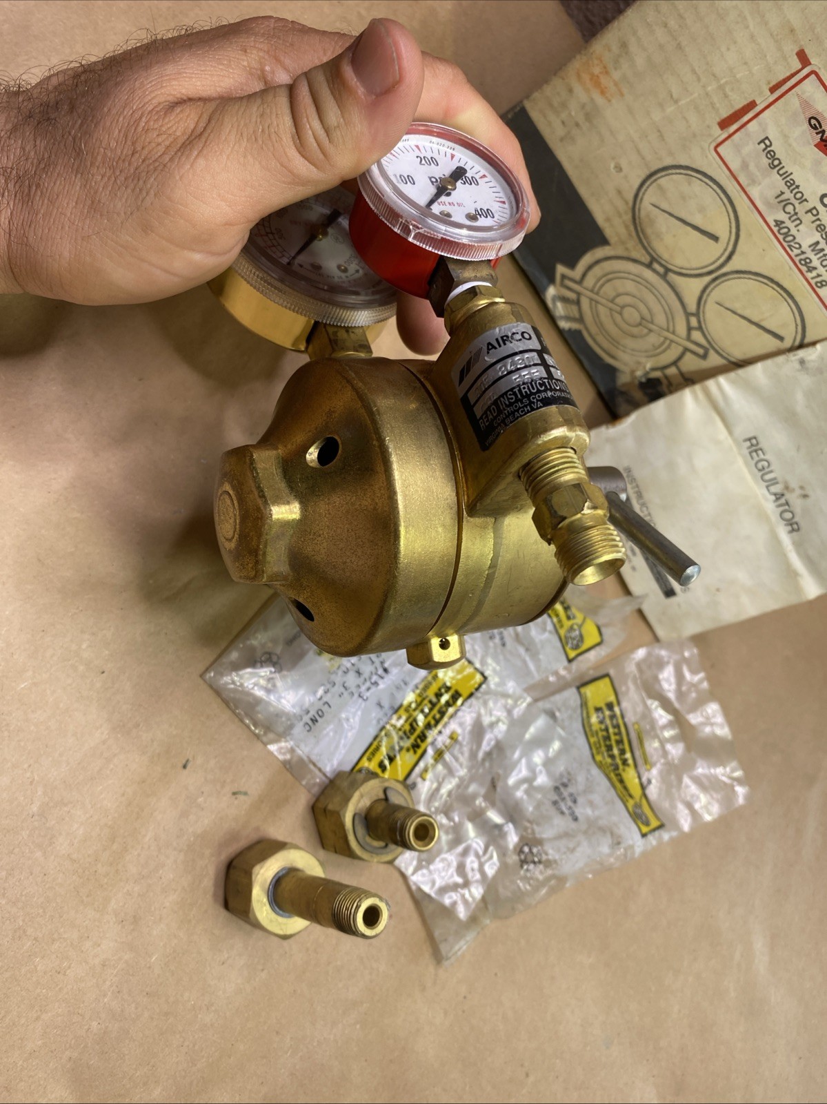 concoa airco cga 555 Two Stage Nitrogen Gauge Regulator (I Think It’s New)