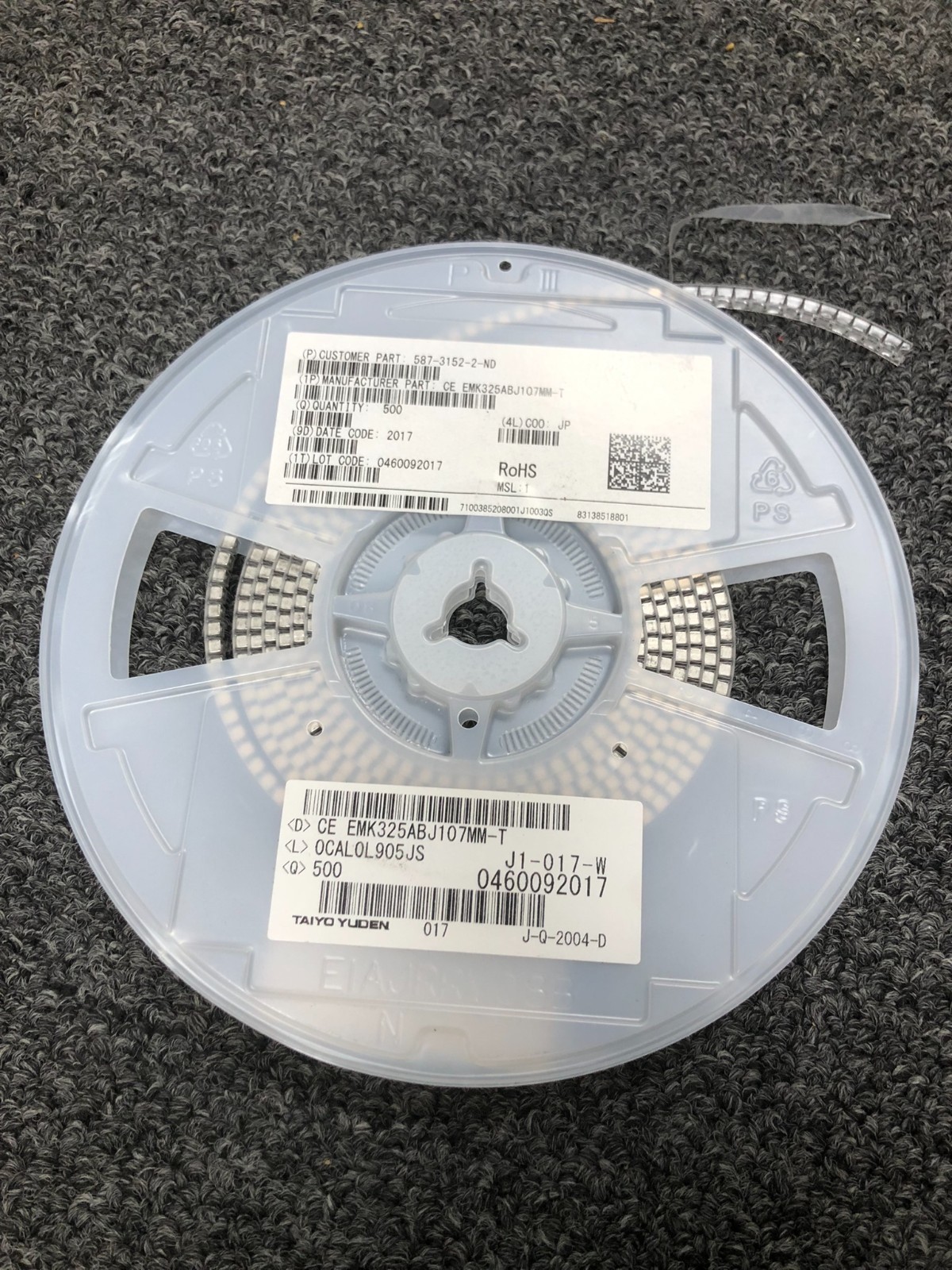 Taiyo Yuden EMK325ABJ107MM-T MLCC Ceramic Capacitor Reel 100uF 16V 1210