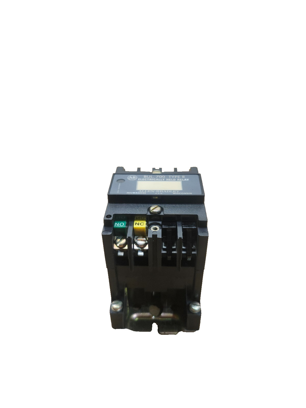 NEW IN BOX ALLEN BRADLEY AC RELAY TYPE R 120V, 60HZ, 700-R110A1