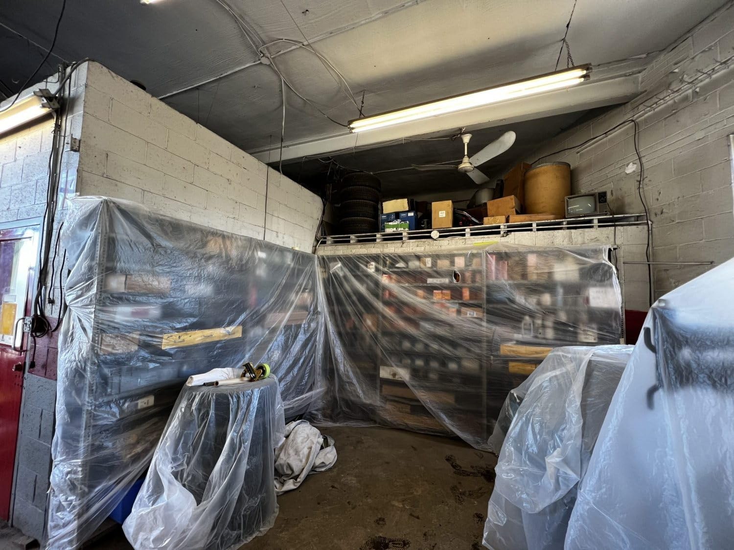 Plastic Sheeting (13ft×16.4ft(4m × 5m)), 4 Mil Thick Clear Polyethylene Film,