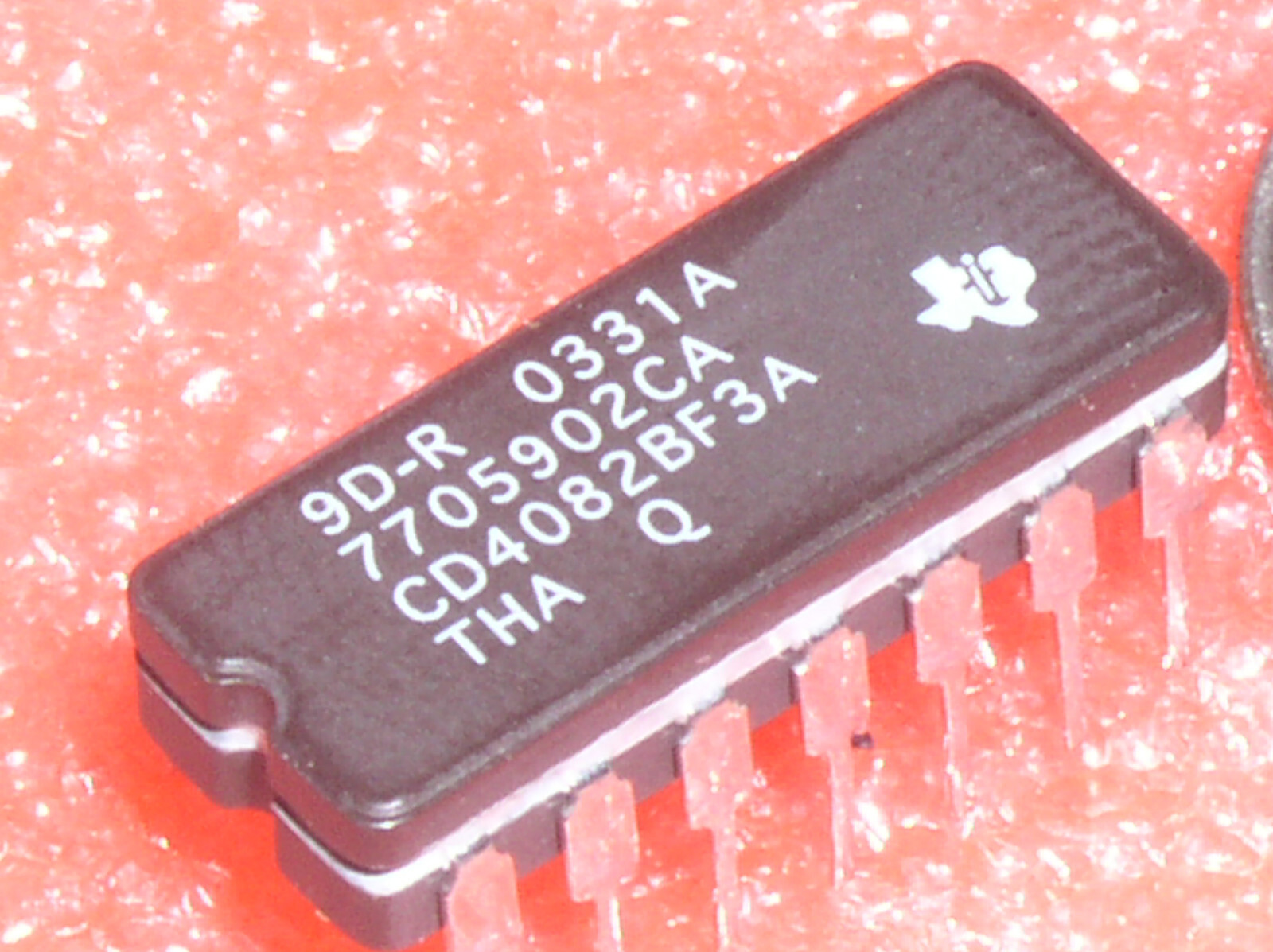 1 NEW TI CD4082-BF3A MIL CERAMIC DUAL 4 INPUT AND GATE MILITARY TEMP IC USA SHIP