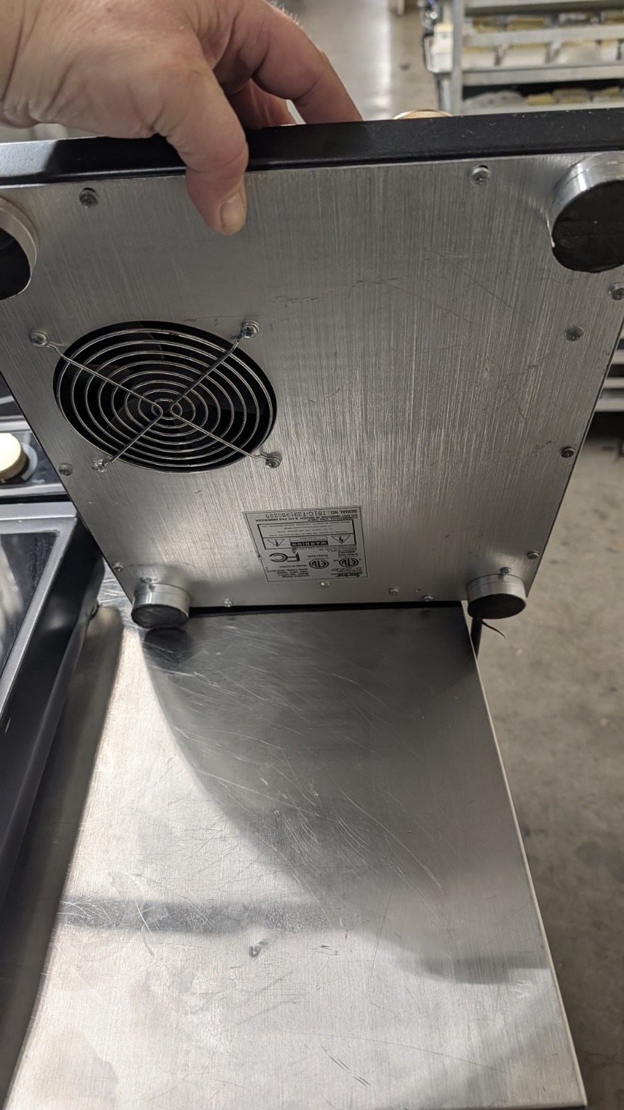 Spring USA SM-181C MAX Induction Cook and Hold Induction Range – 110-120V, 1800W