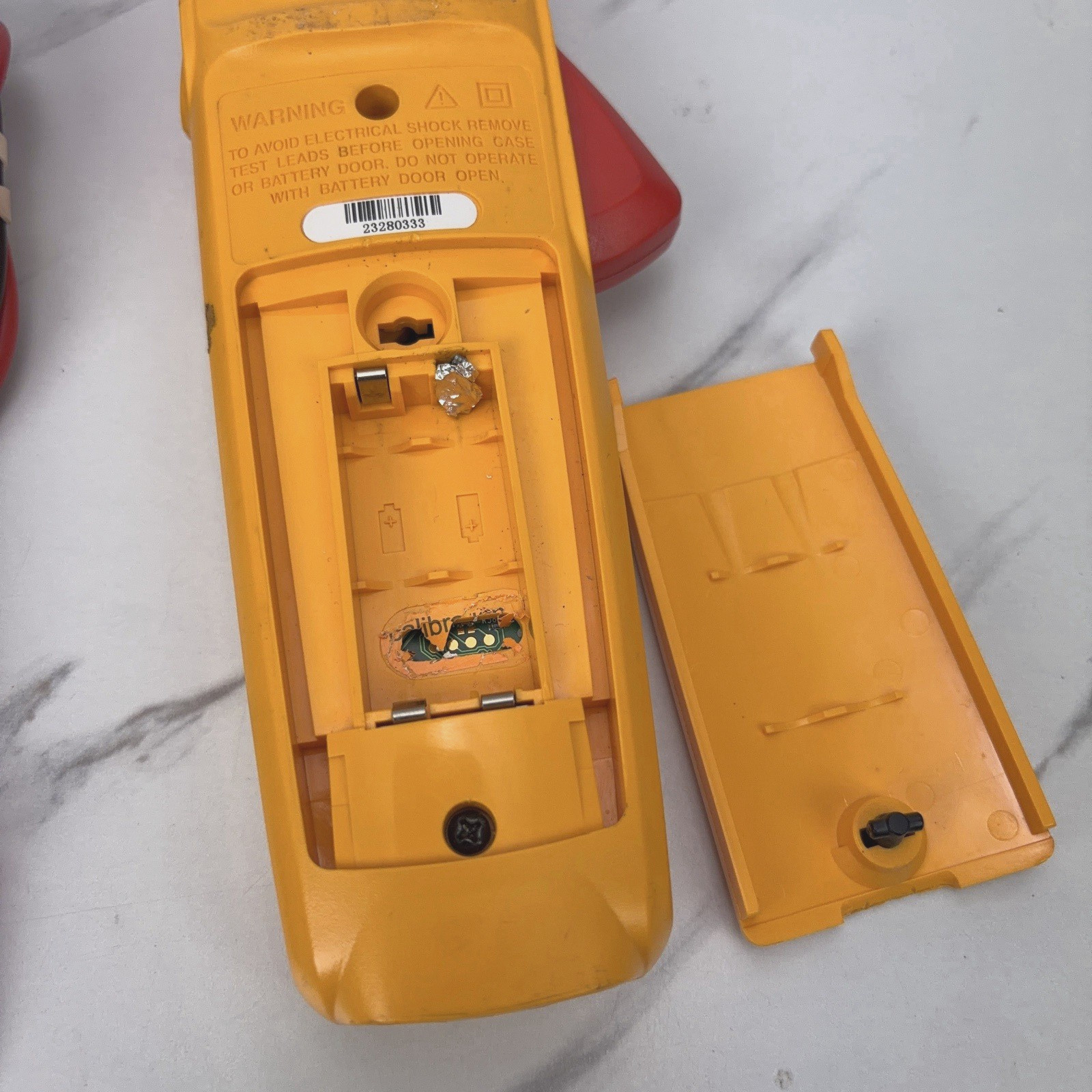 Fluke 323 True RMS Clamp Meter w/Fluke Leads – TESTED / WORKS – READ